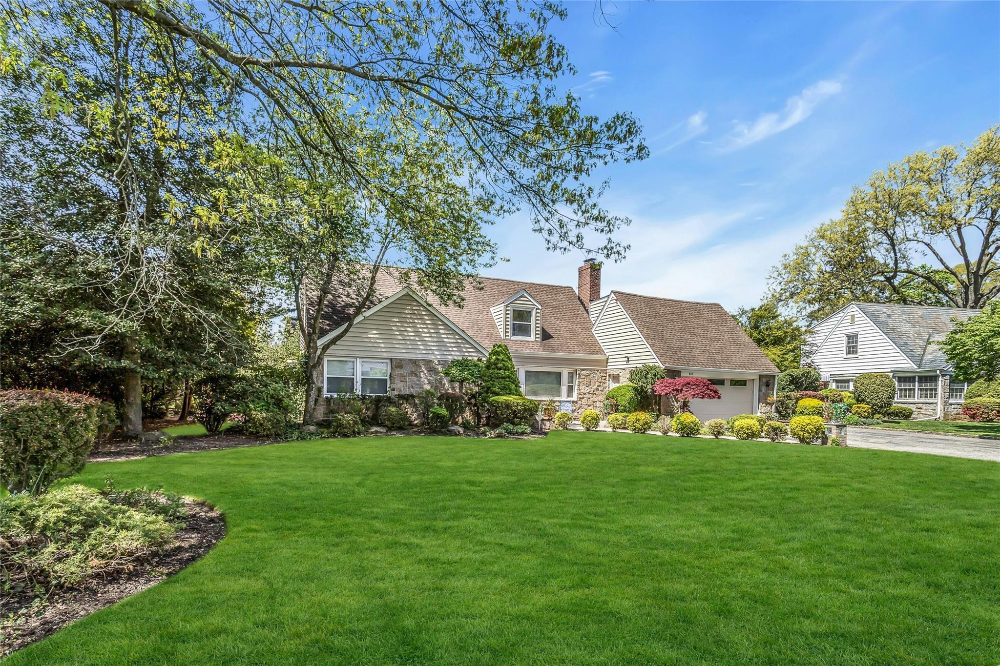 Single Family Titus  Nassau County, NY 11596, MLS-850042-2