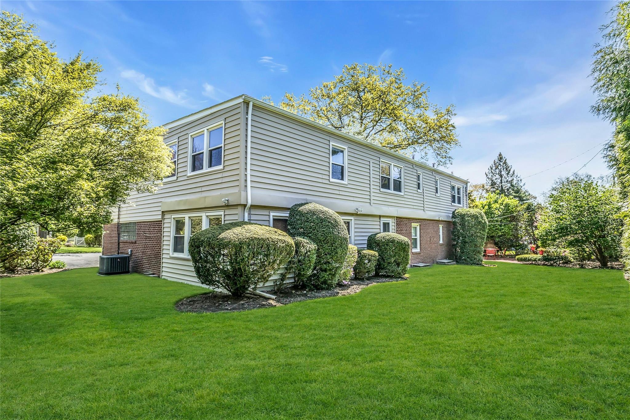 Single Family Titus  Nassau County, NY 11596, MLS-850042-3