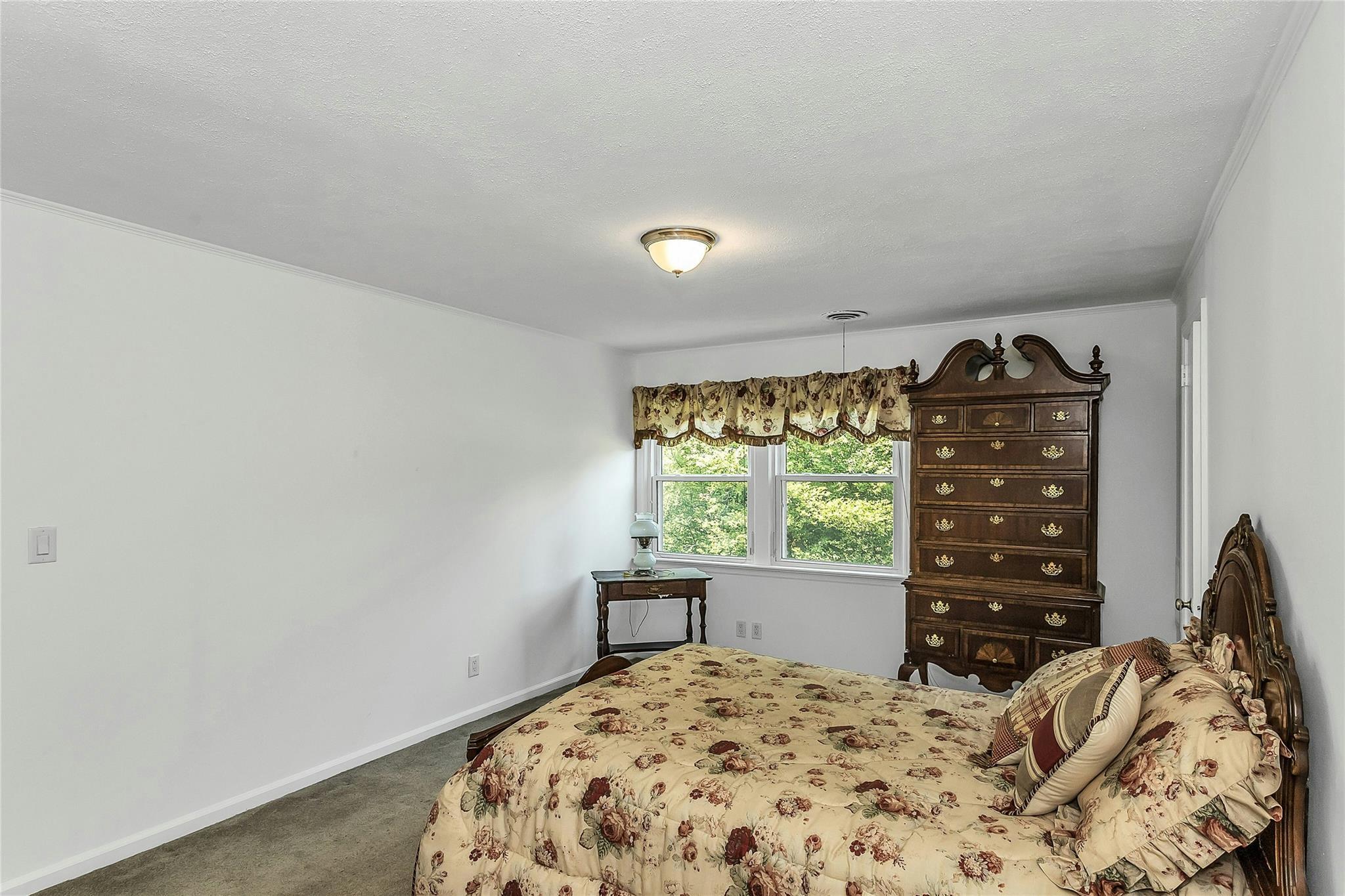 Single Family Titus  Nassau County, NY 11596, MLS-850042-32