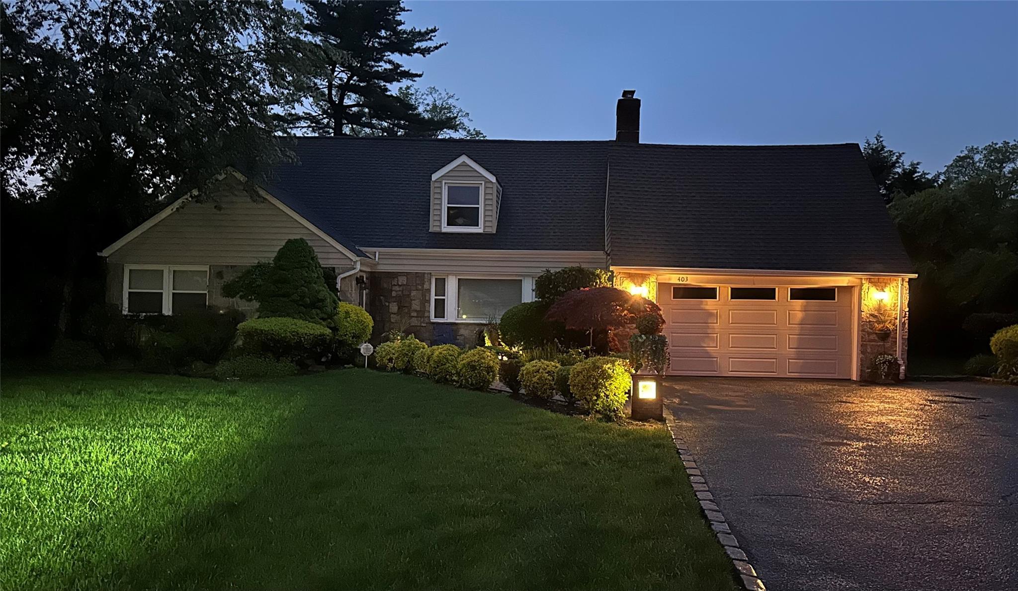 Single Family Titus  Nassau County, NY 11596, MLS-850042-39