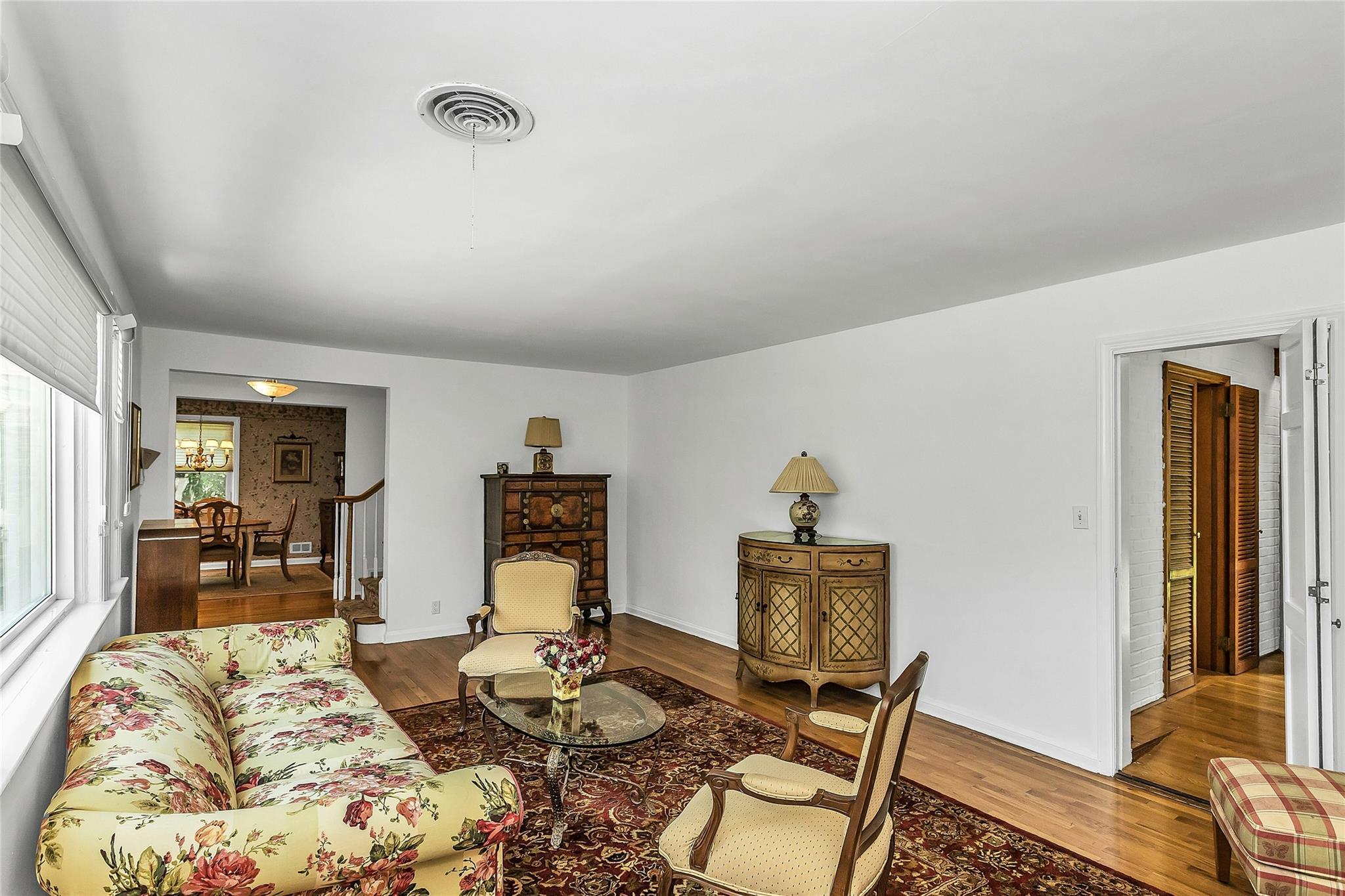 Single Family Titus  Nassau County, NY 11596, MLS-850042-7