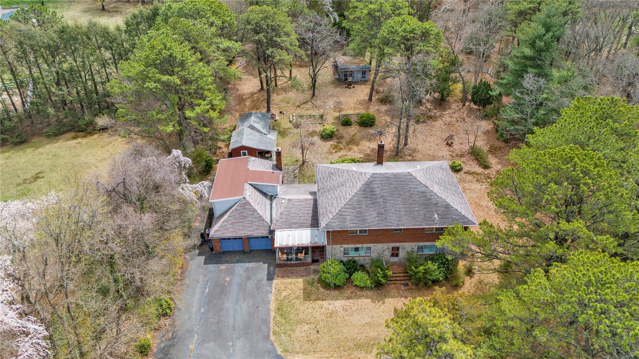 Single Family Old Country  Suffolk County, NY 11747, MLS-850052-32