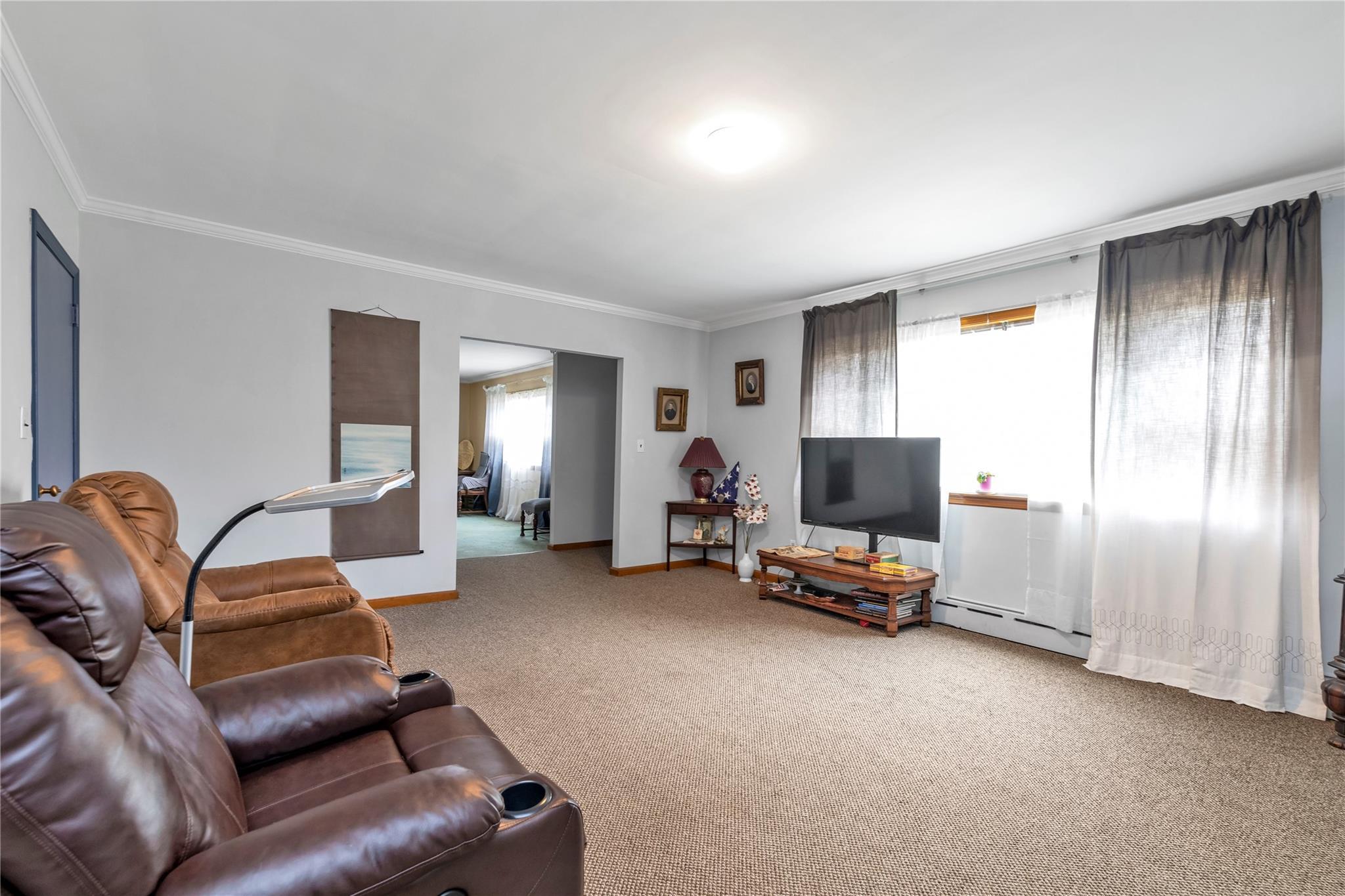 Single Family Old Country  Suffolk County, NY 11747, MLS-850052-6