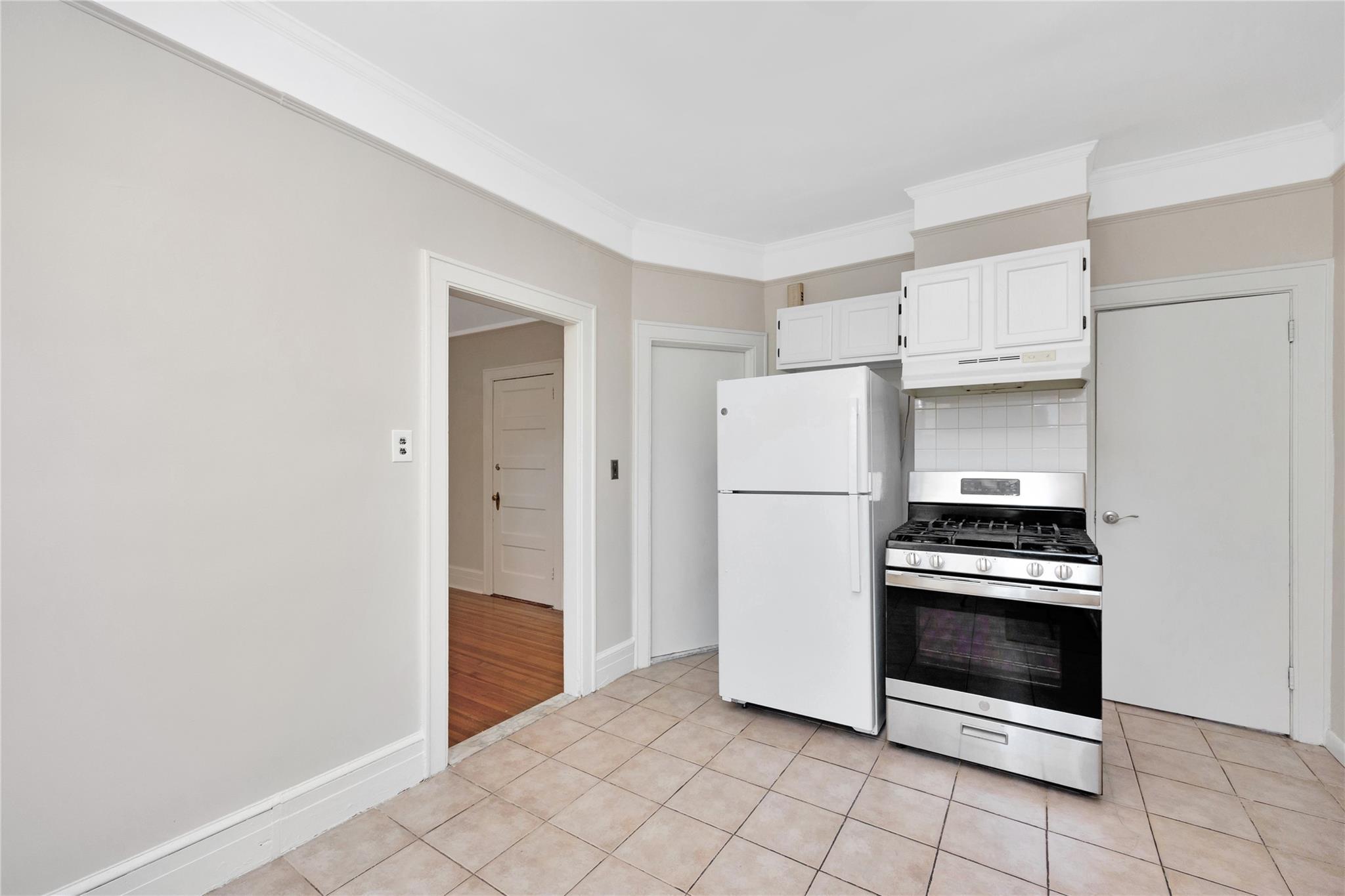 Single Family 114th  Queens, NY 11356, MLS-850064-21