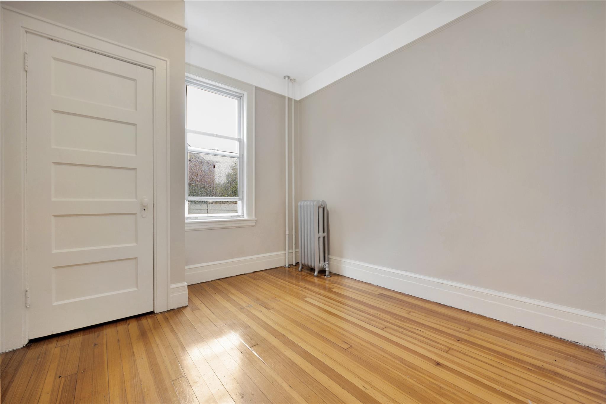 Single Family 114th  Queens, NY 11356, MLS-850064-7