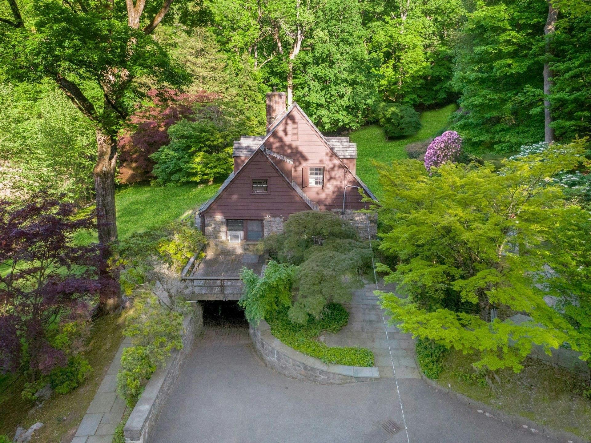 Single Family Sheldon  Westchester County, NY 10591, MLS-850073-12
