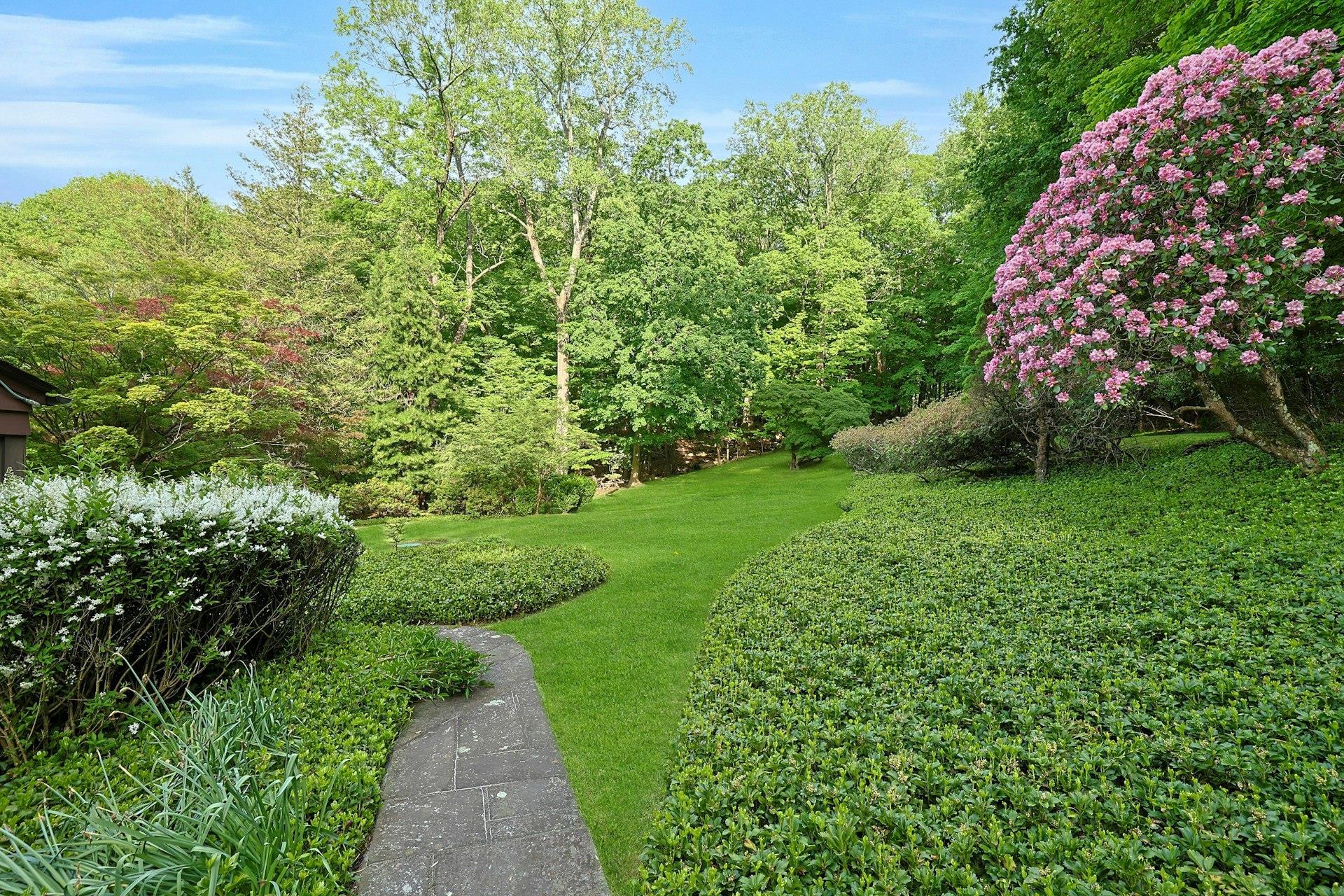 Single Family Sheldon  Westchester County, NY 10591, MLS-850073-9