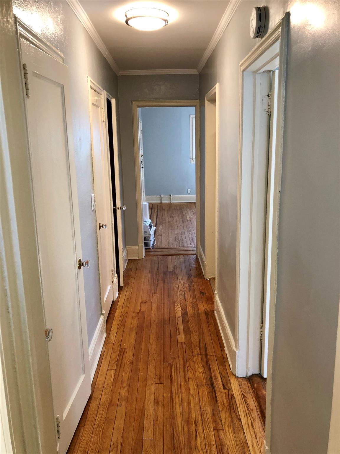 Apartment Pine  Queens, NY 11363, MLS-850075-8