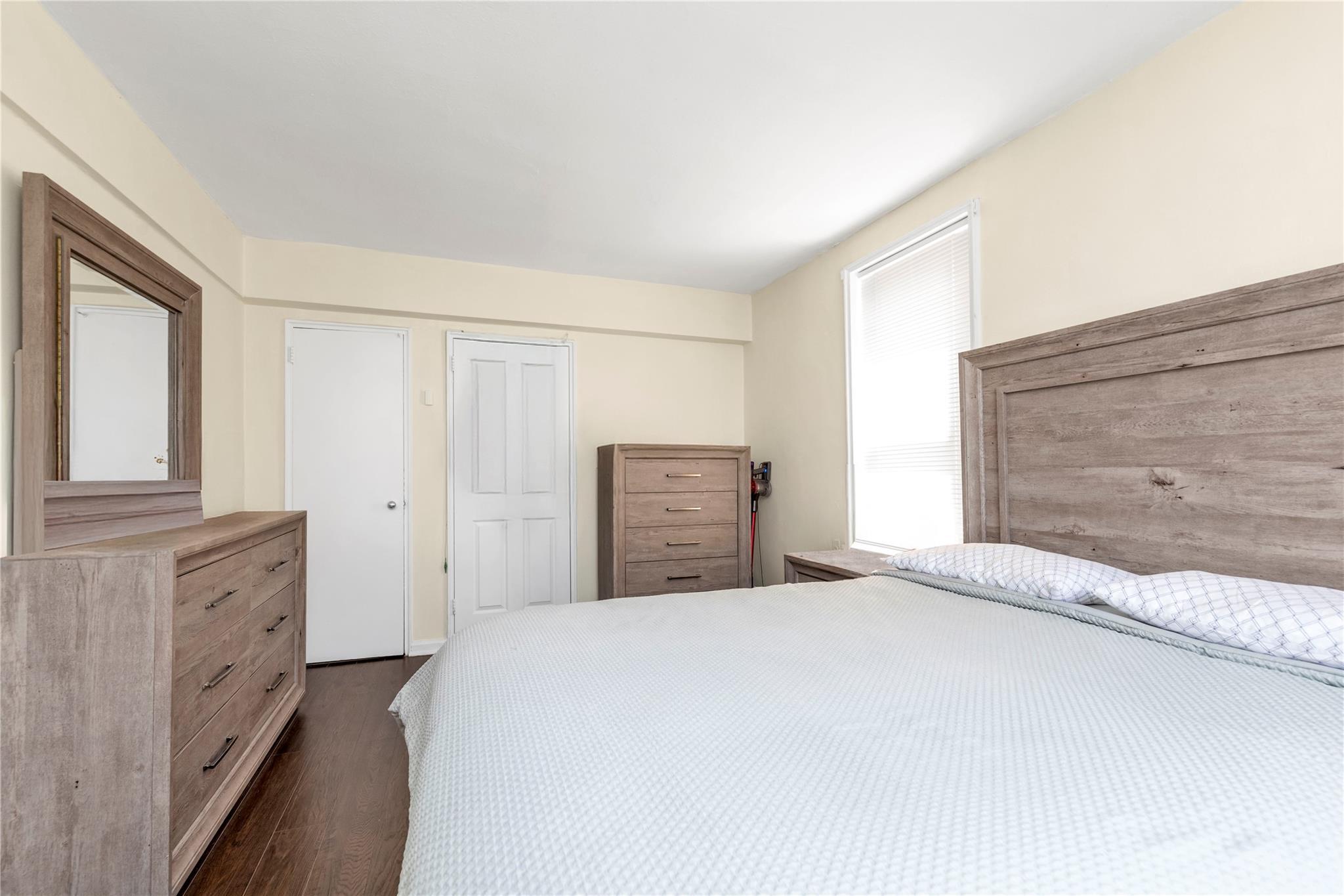 Coop 71st  Queens, NY 11367, MLS-850088-8