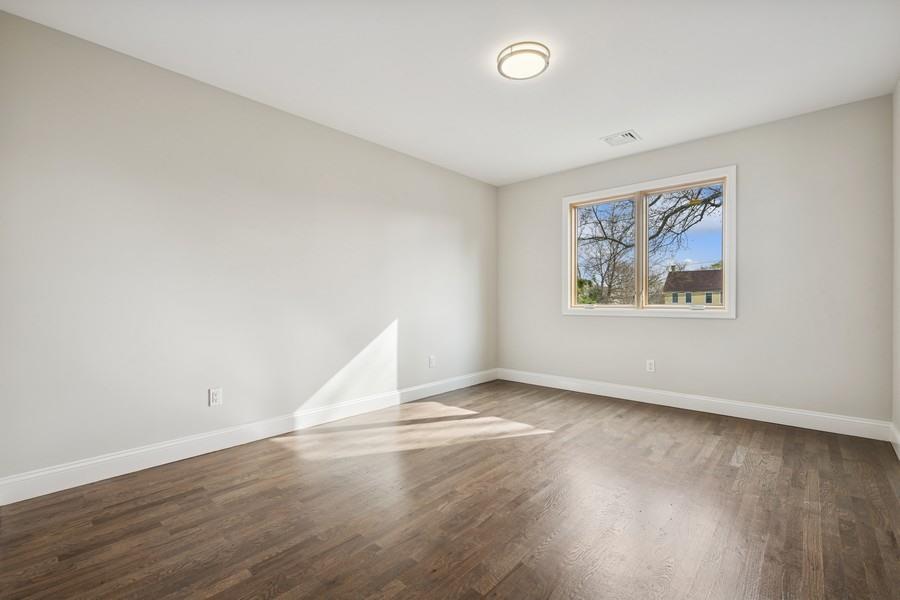 Single Family 5th  Suffolk County, NY 11757, MLS-850091-34