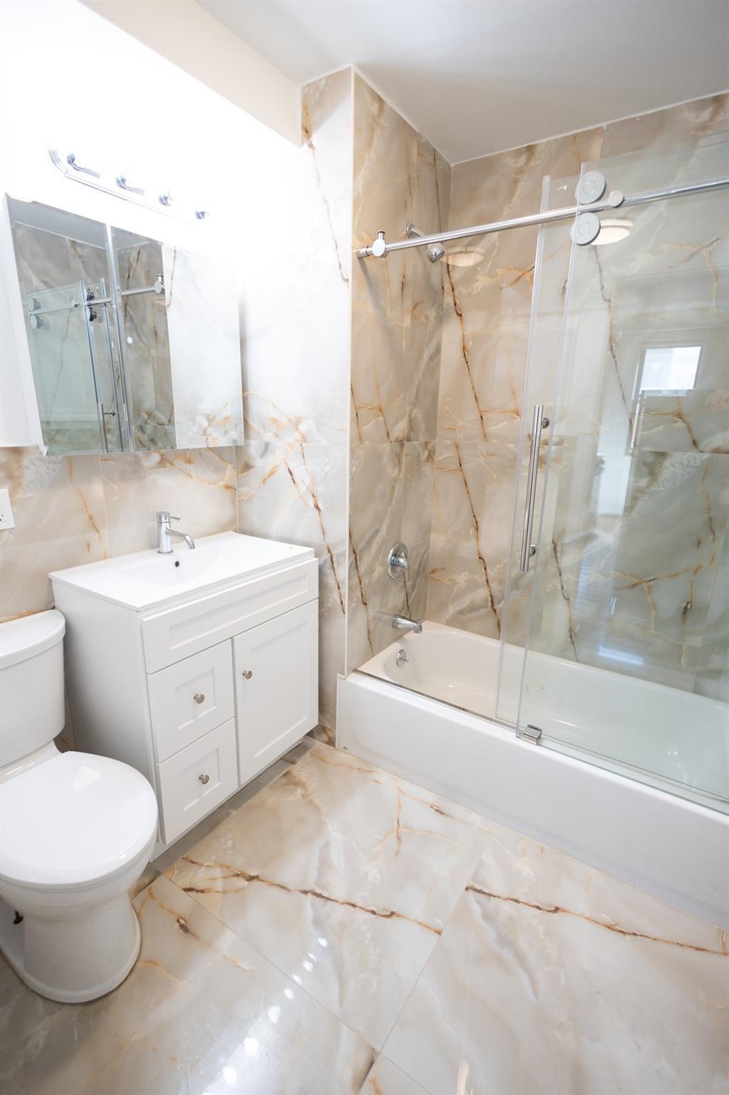 Apartment West 50th  Manhattan, NY 10019, MLS-850097-11