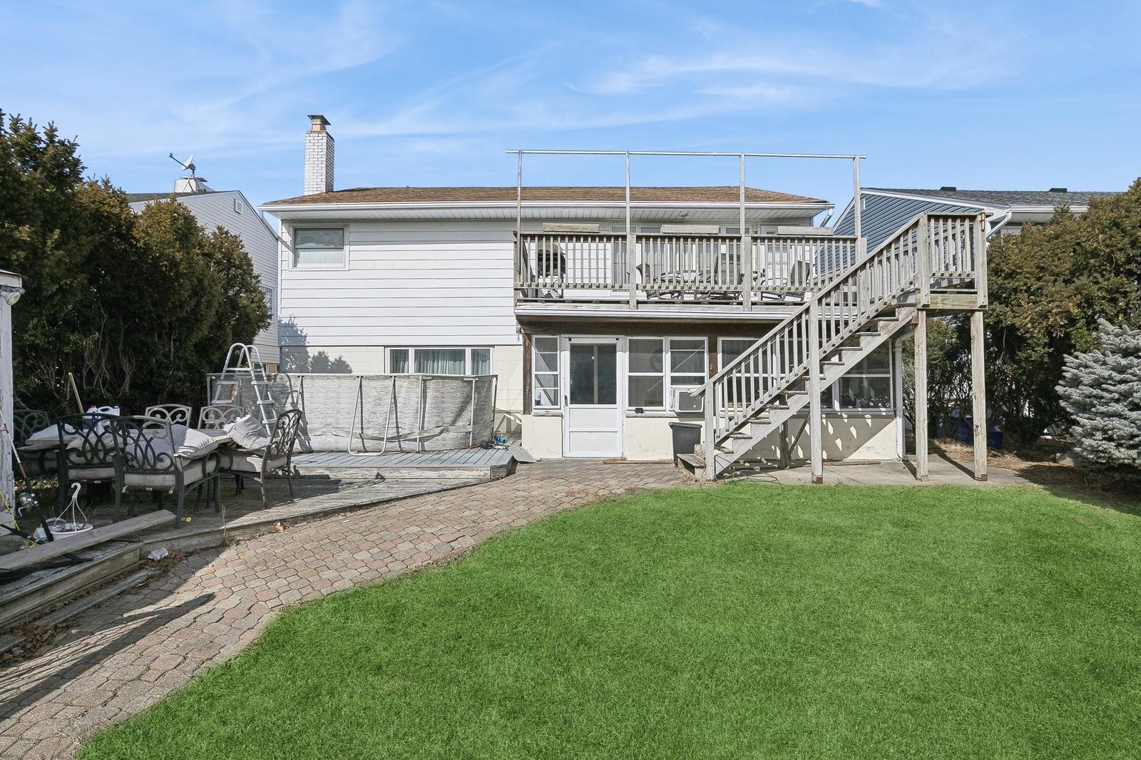 Single Family 1st  Nassau County, NY 11520, MLS-850107-4