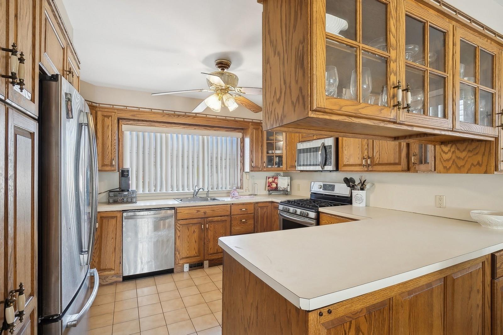 Single Family 1st  Nassau County, NY 11520, MLS-850107-9