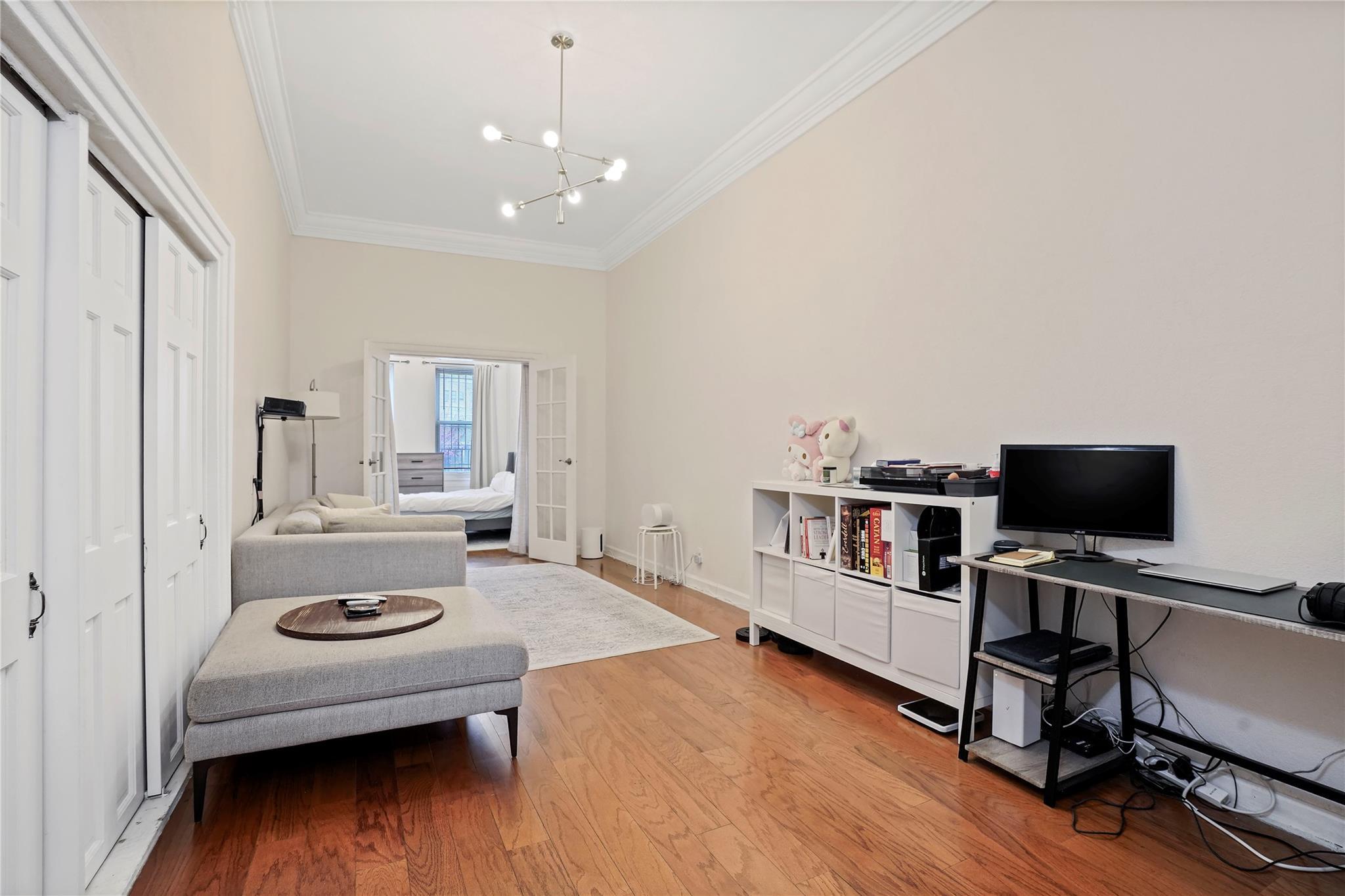Single Family Lombardy  Brooklyn, NY 11222, MLS-850118-24
