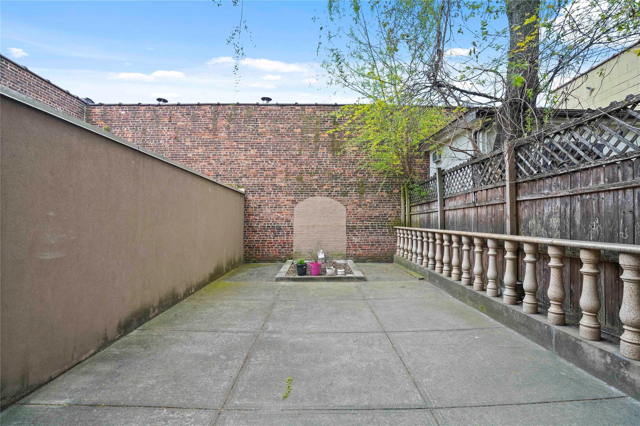 Single Family Lombardy  Brooklyn, NY 11222, MLS-850118-33