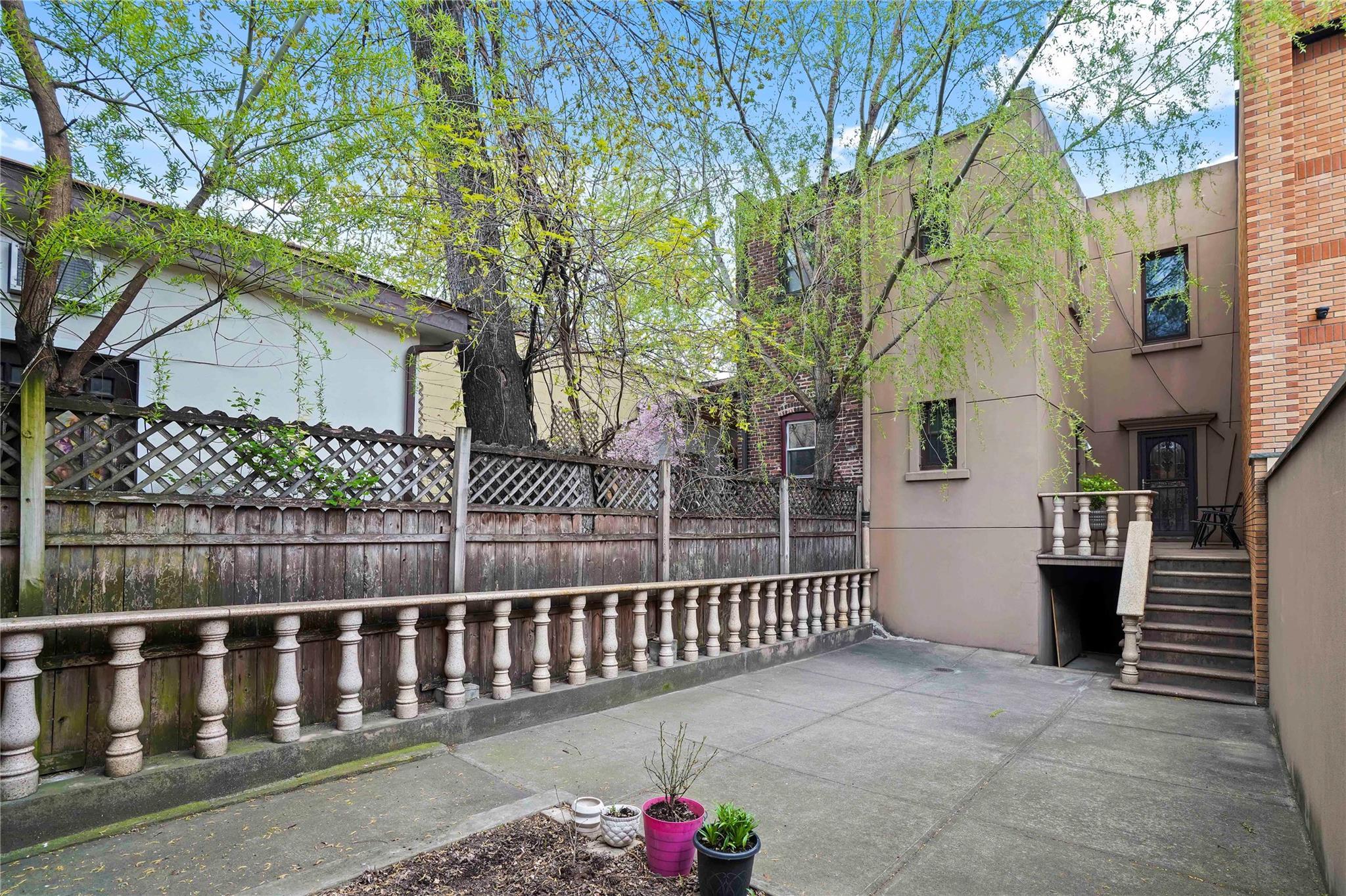 Single Family Lombardy  Brooklyn, NY 11222, MLS-850118-36