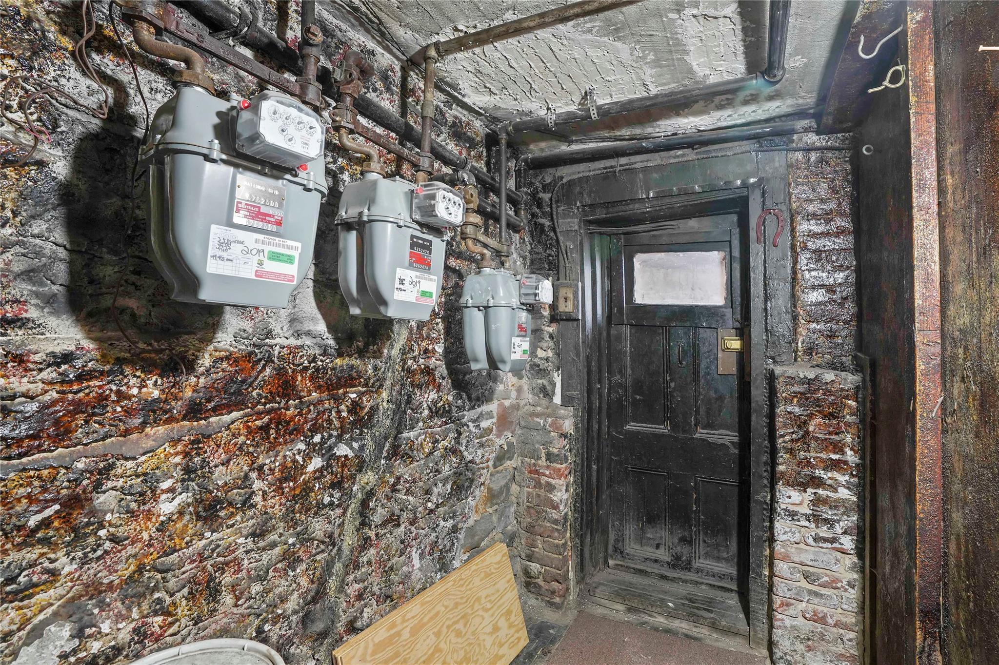 Single Family Lombardy  Brooklyn, NY 11222, MLS-850118-45