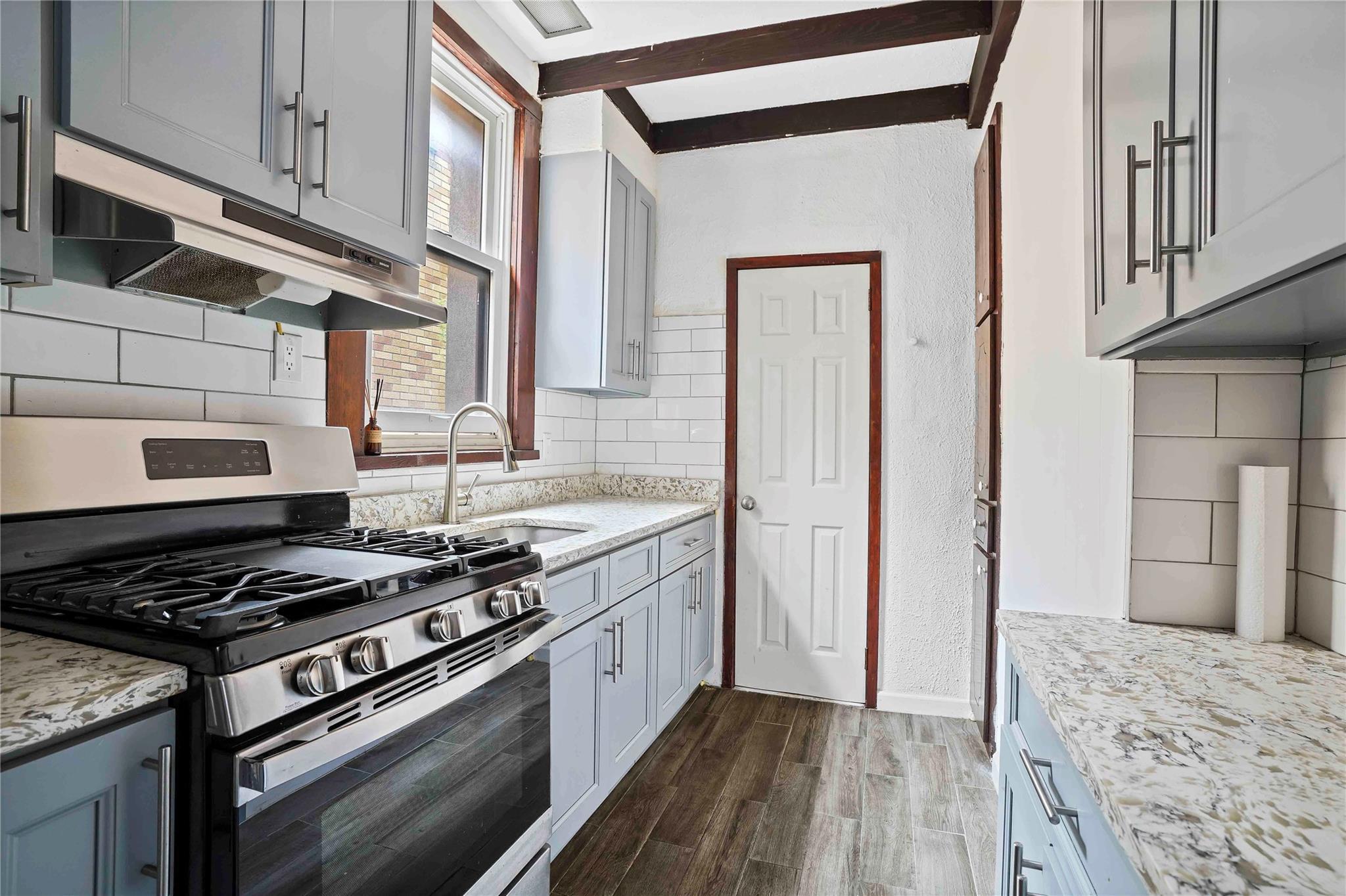 Single Family Lombardy  Brooklyn, NY 11222, MLS-850118-6
