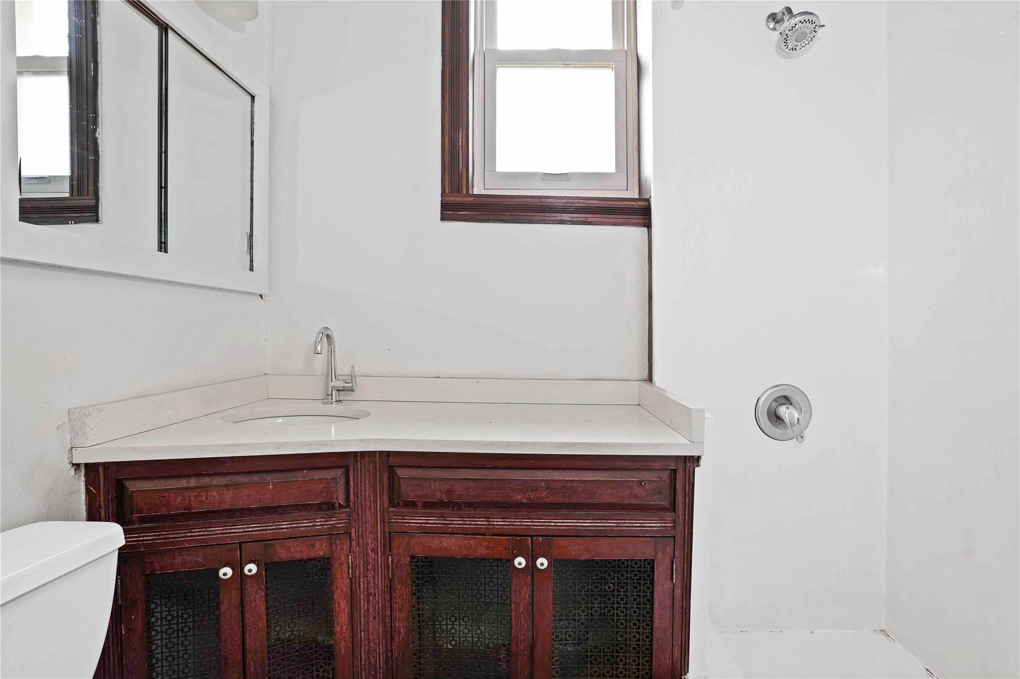 Single Family Lombardy  Brooklyn, NY 11222, MLS-850118-8