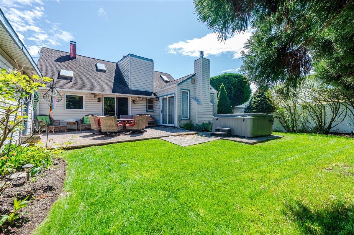 Single Family Roxbury  Nassau County, NY 11758, MLS-850138-18
