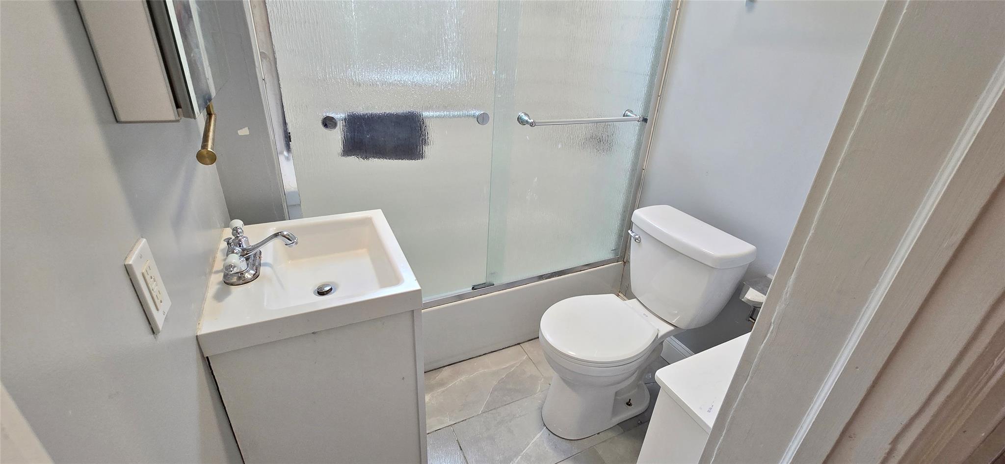 Single Family Fourth  Westchester County, NY 10803, MLS-850148-35