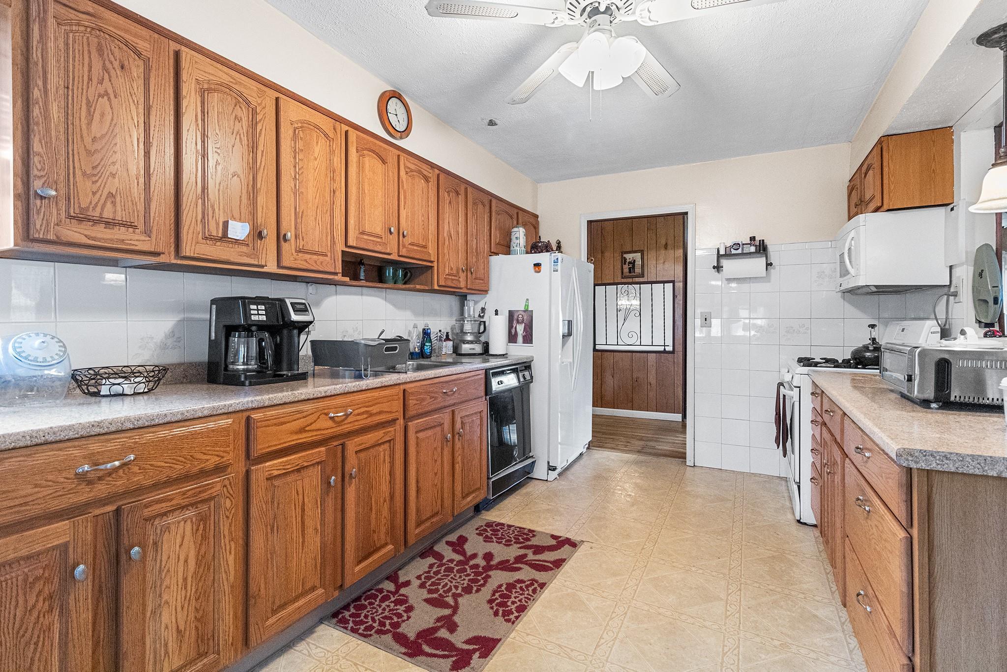Single Family Independence  Suffolk County, NY 11702, MLS-850150-10