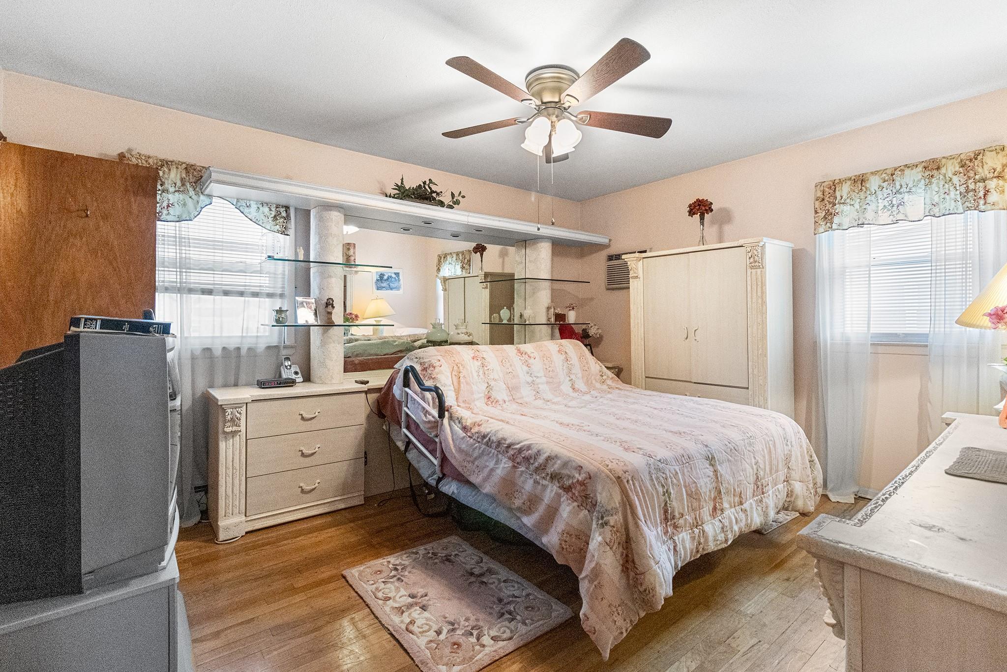 Single Family Independence  Suffolk County, NY 11702, MLS-850150-16