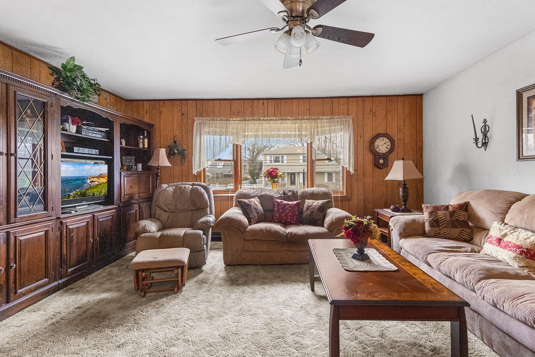 Single Family Independence  Suffolk County, NY 11702, MLS-850150-2