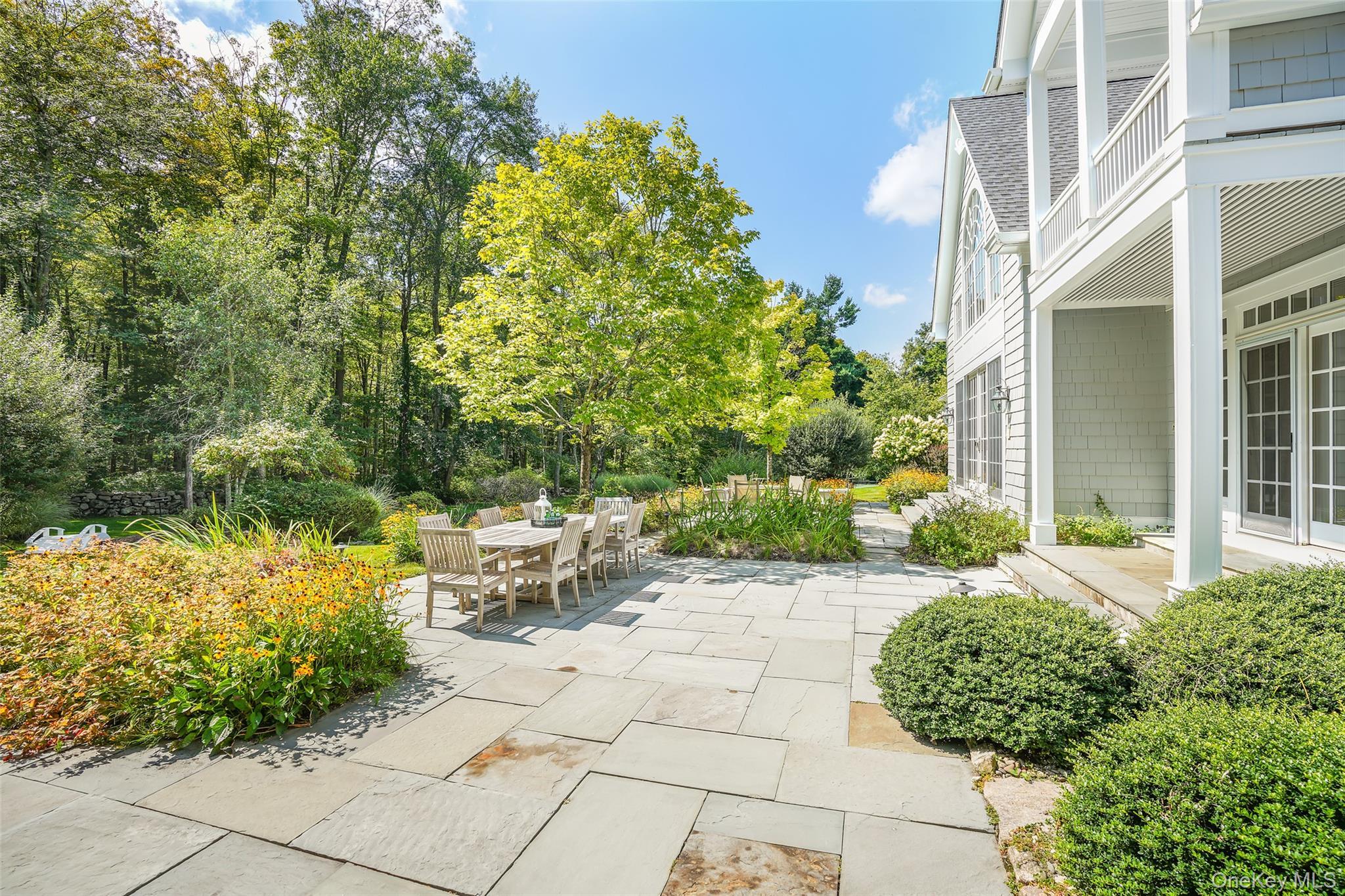 Single Family Boutonville Westchester County, NY 10576, MLS-850154-30