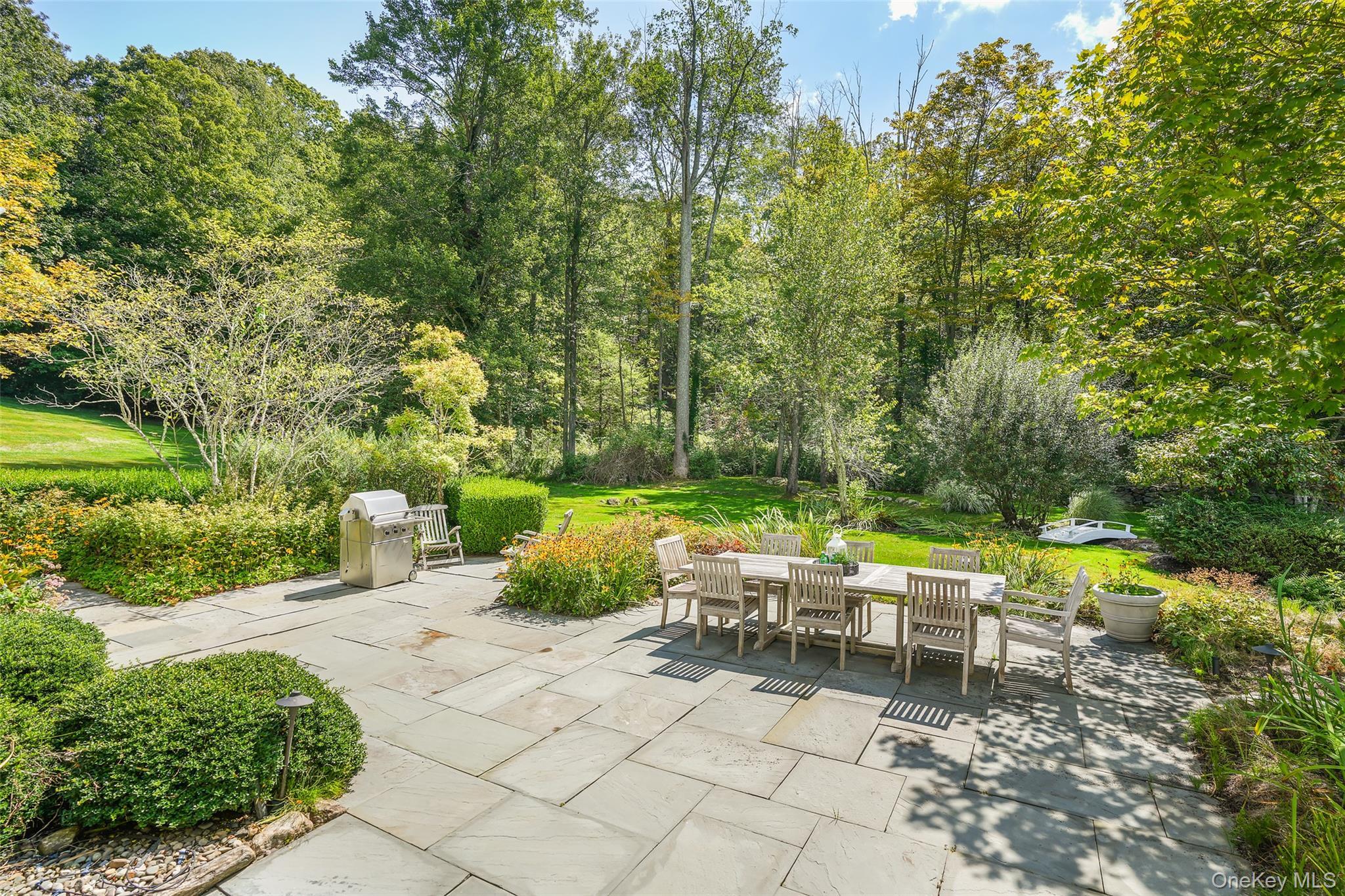 Single Family Boutonville Westchester County, NY 10576, MLS-850154-31