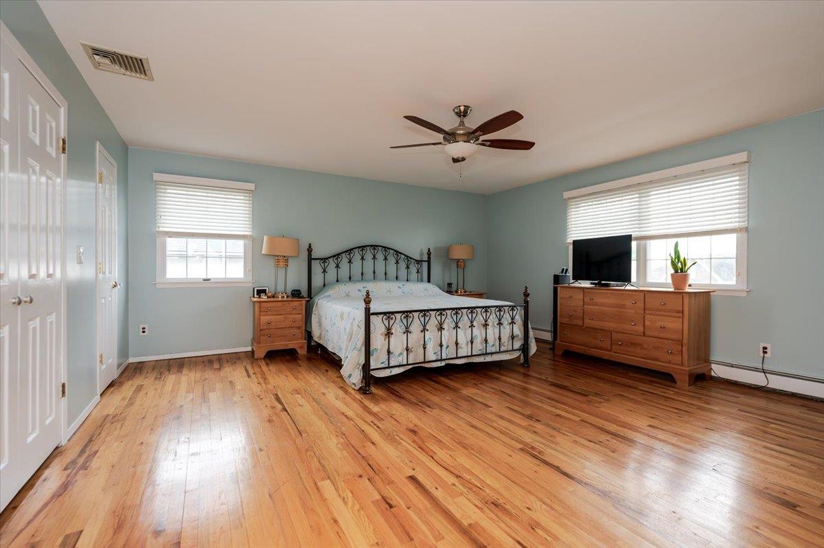 Single Family Eaton  Suffolk County, NY 11795, MLS-850162-10