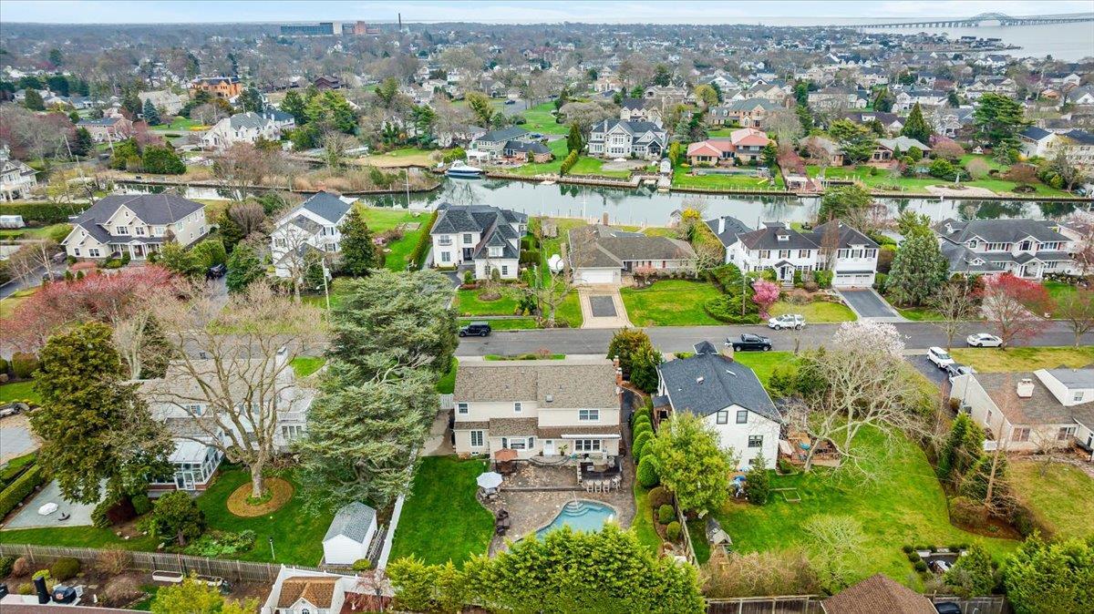 Single Family Eaton  Suffolk County, NY 11795, MLS-850162-25