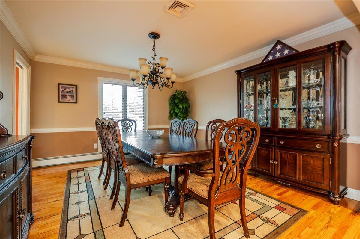 Single Family Eaton  Suffolk County, NY 11795, MLS-850162-3