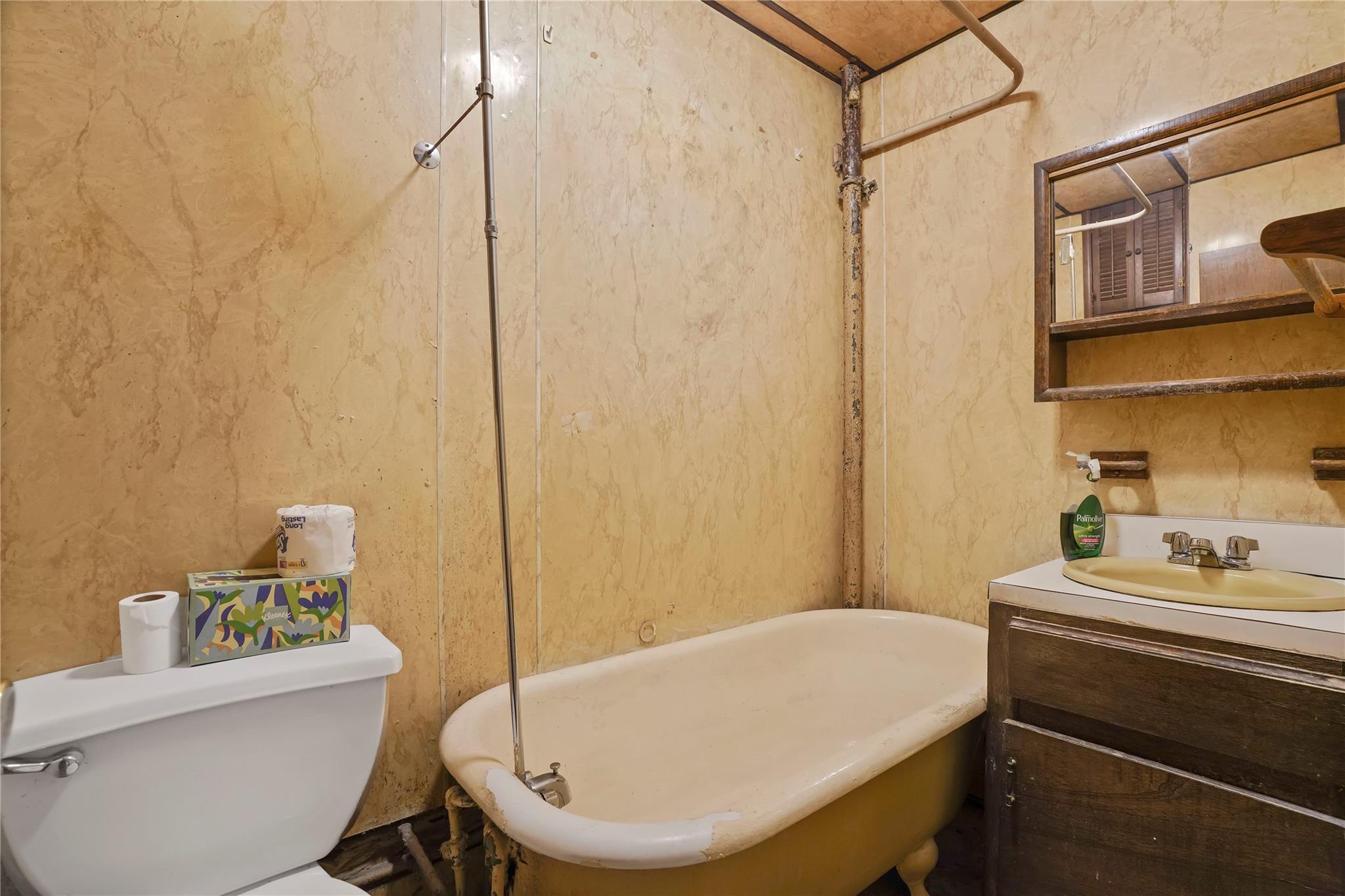 Single Family Nurge  Queens, NY 11378, MLS-850183-15