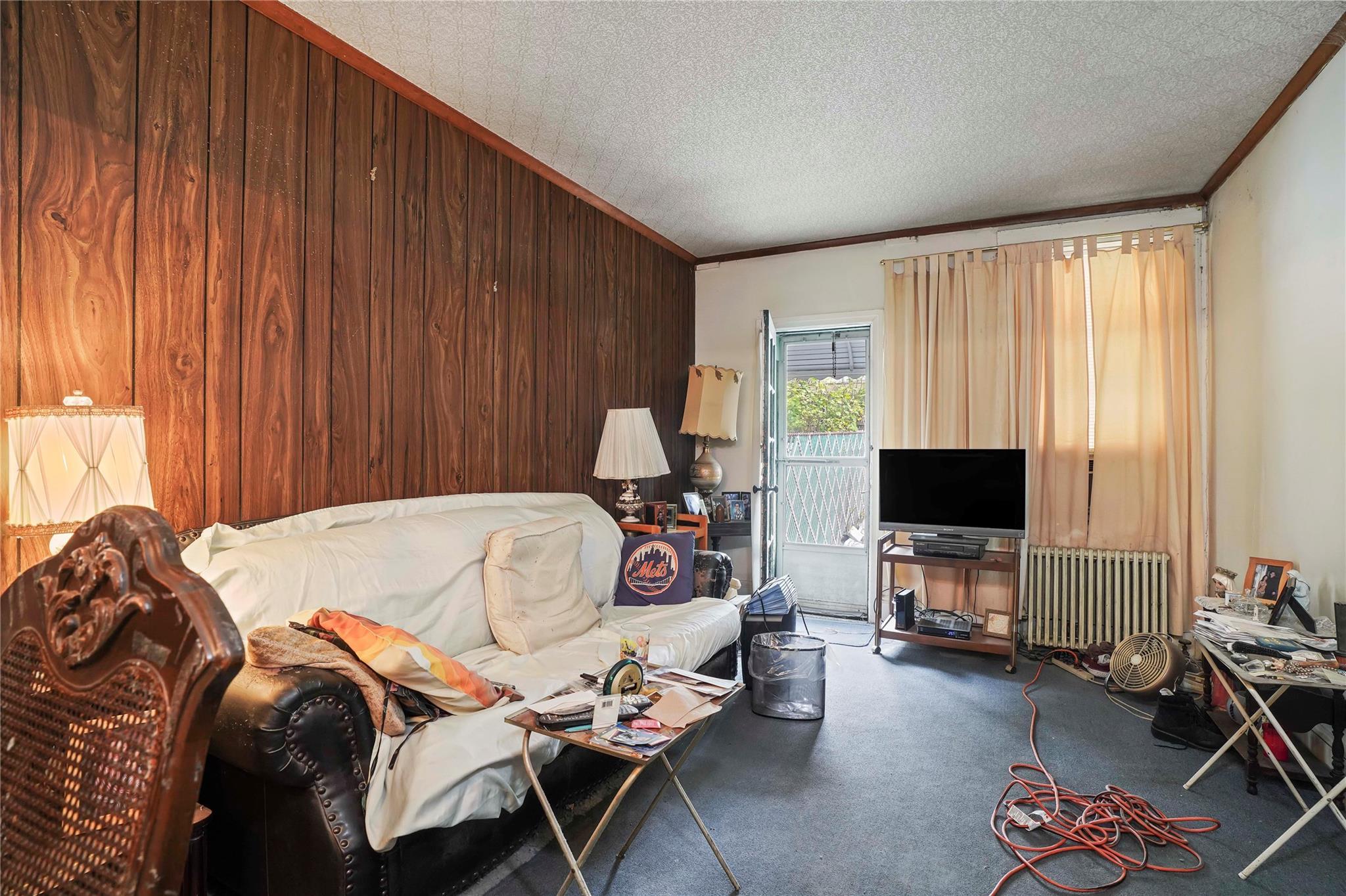 Single Family Nurge  Queens, NY 11378, MLS-850183-28