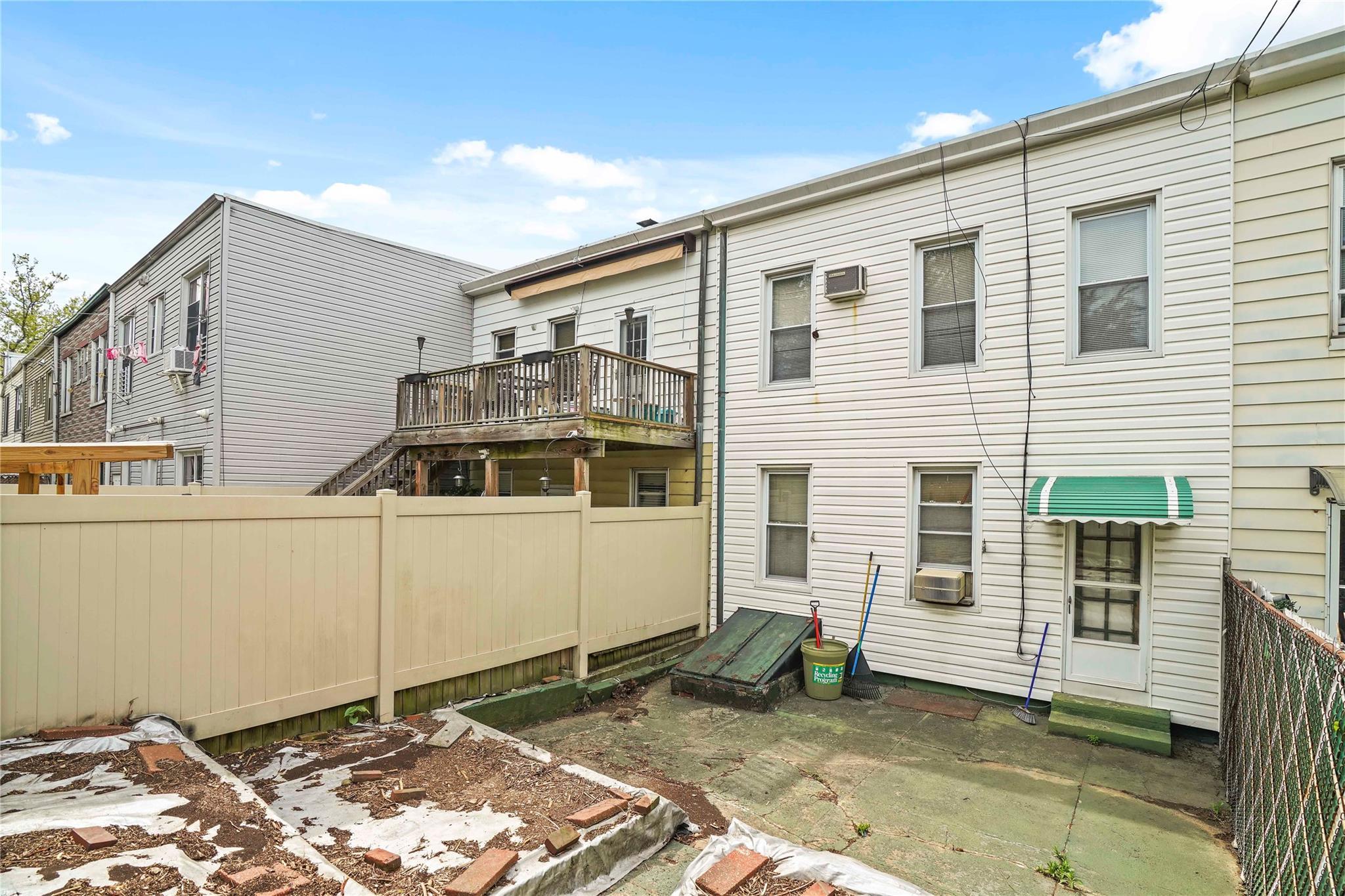 Single Family Nurge  Queens, NY 11378, MLS-850183-34