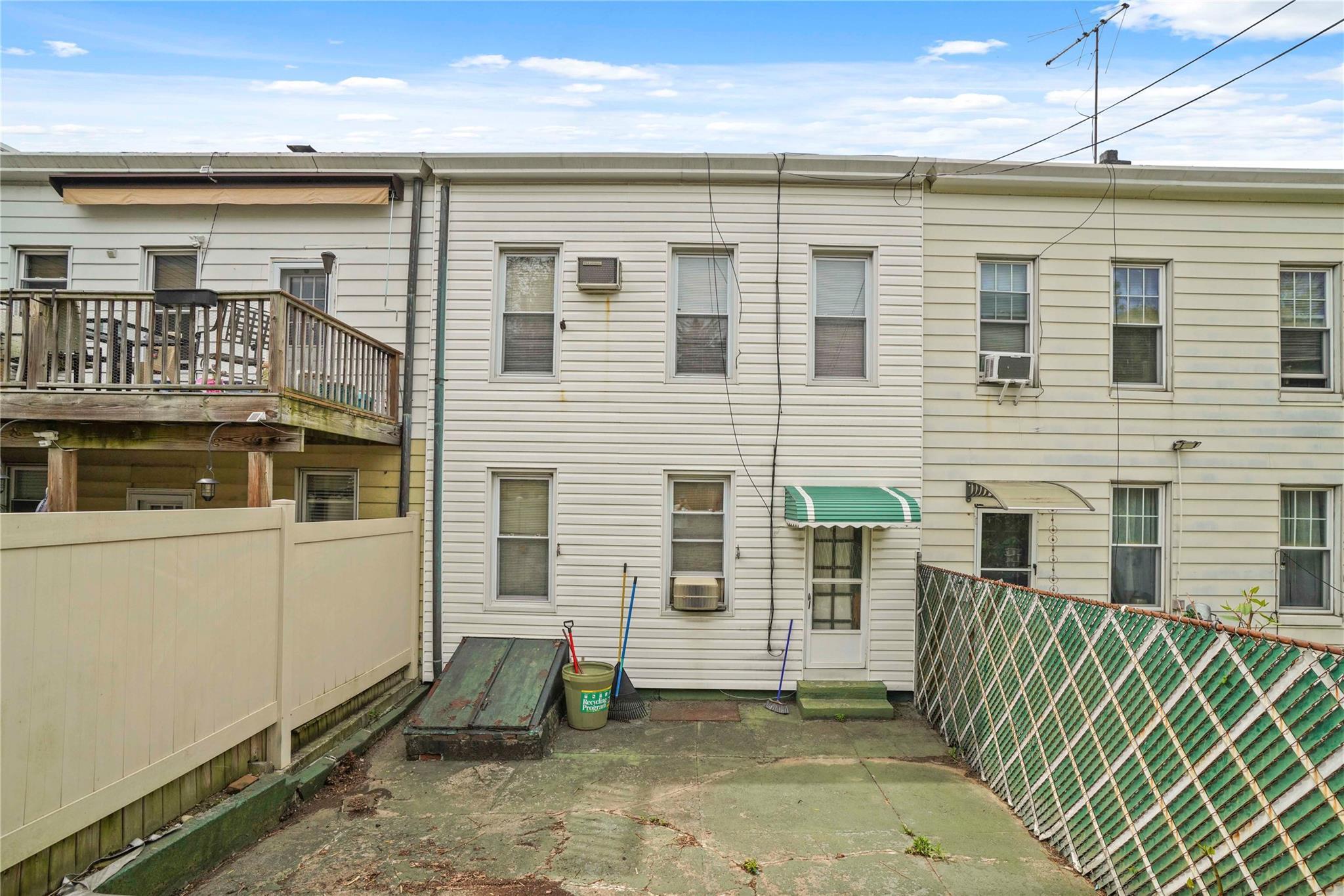Single Family Nurge  Queens, NY 11378, MLS-850183-37