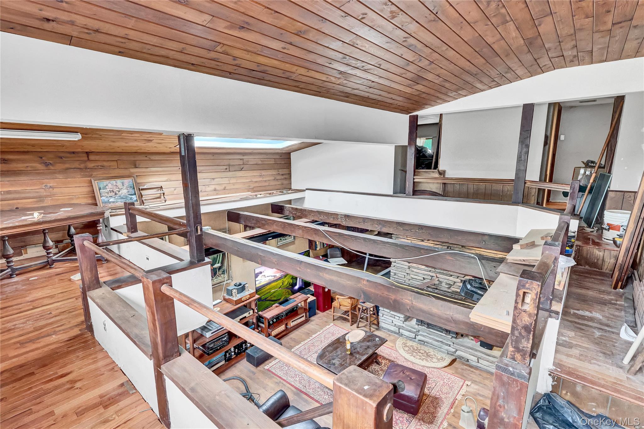 Single Family Lodge Suffolk County, NY 11746, MLS-850184-15