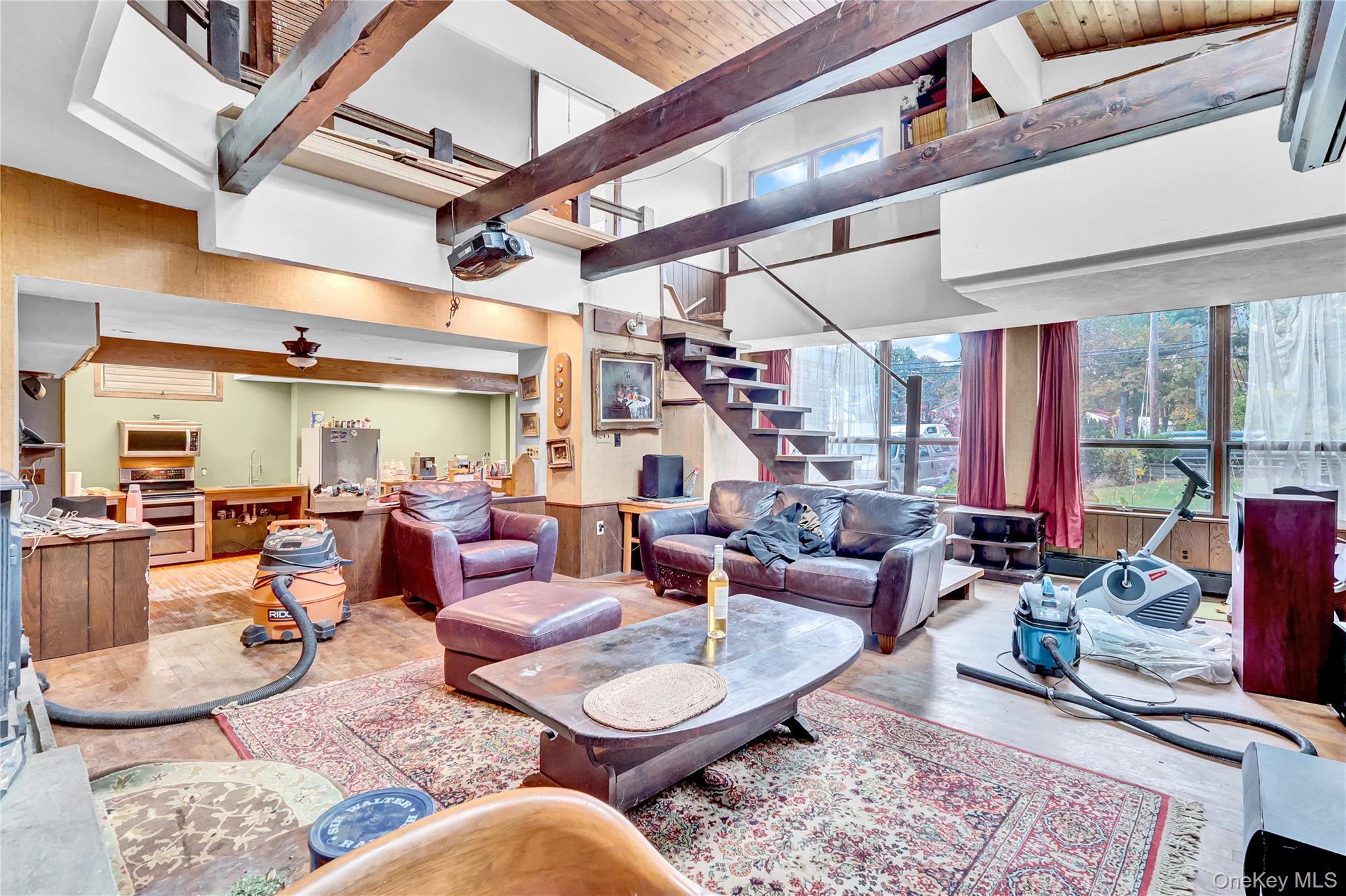 Single Family Lodge Suffolk County, NY 11746, MLS-850184-3