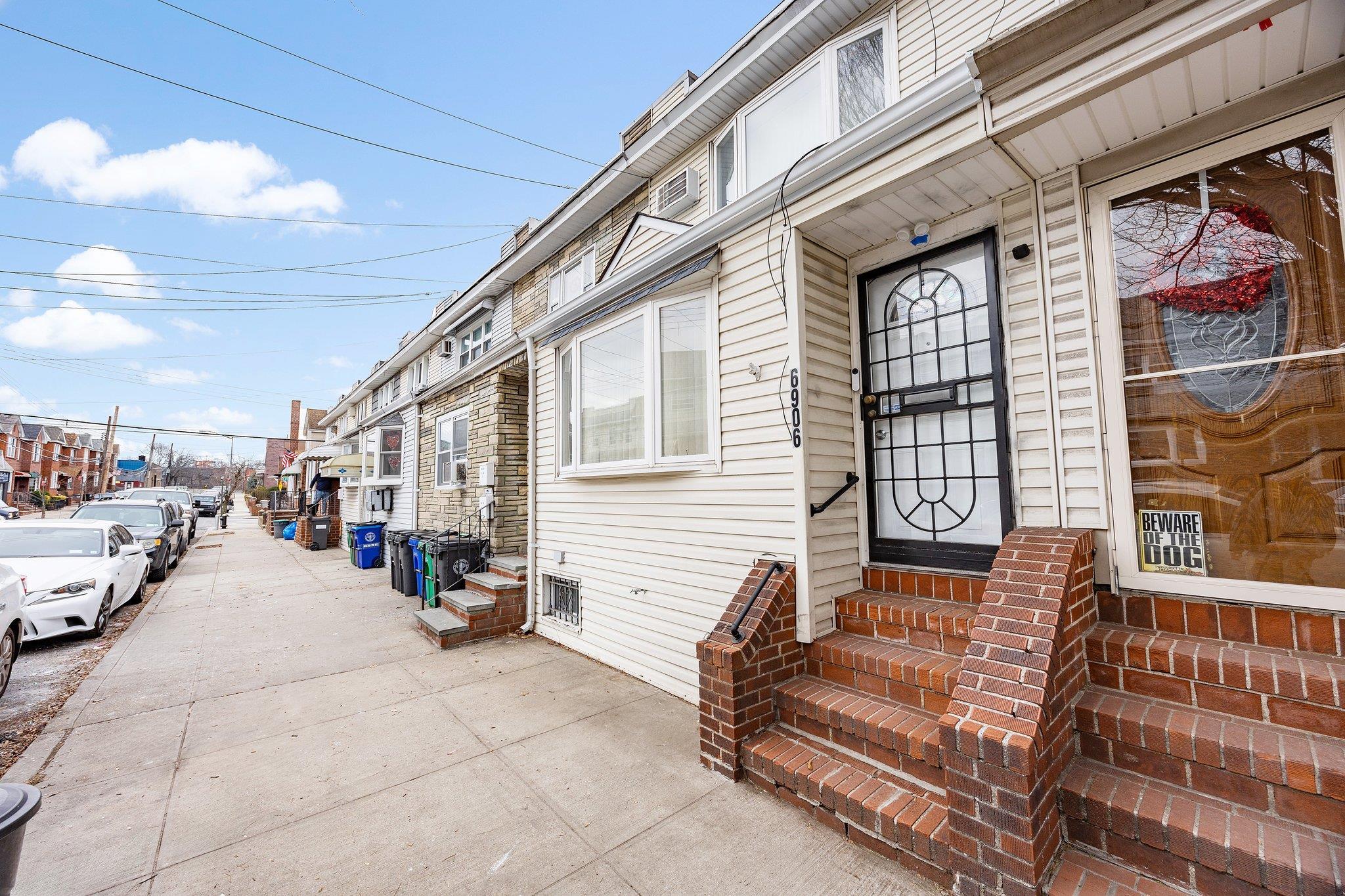 Single Family 79th  Queens, NY 11379, MLS-850190-22