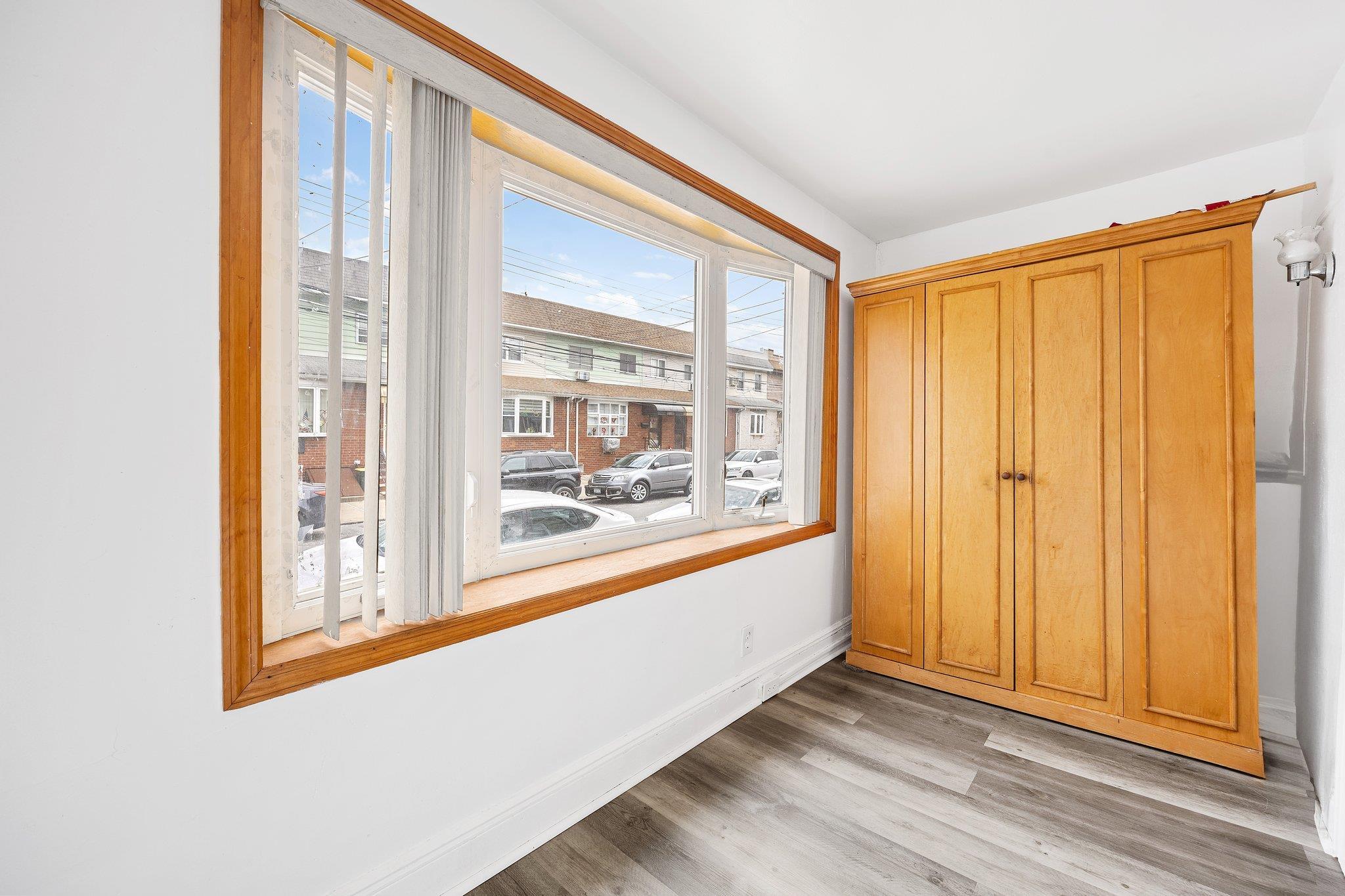 Single Family 79th  Queens, NY 11379, MLS-850190-8