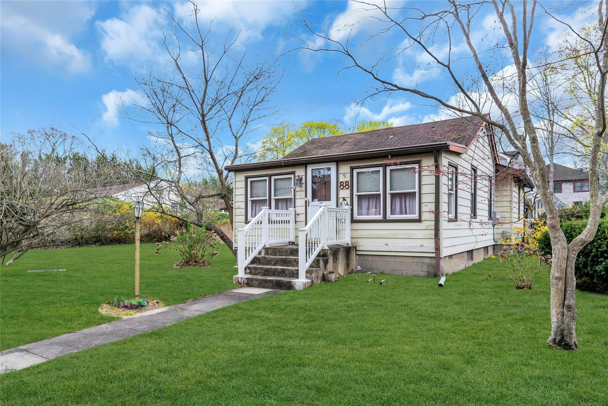 Single Family Washburn  Suffolk County, NY 11755, MLS-850193-2