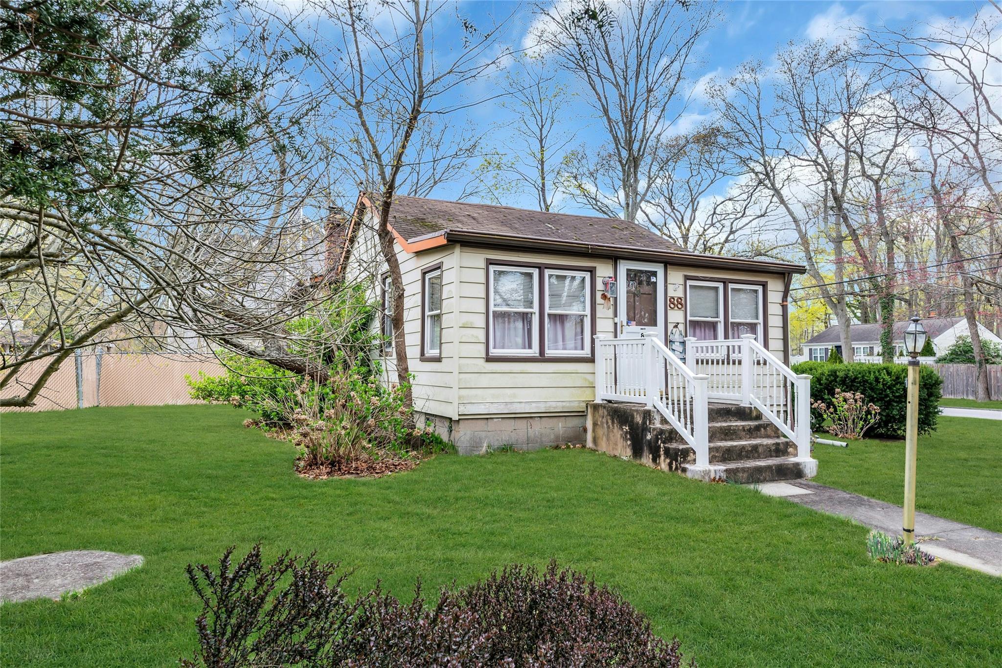 Single Family Washburn  Suffolk County, NY 11755, MLS-850193-3