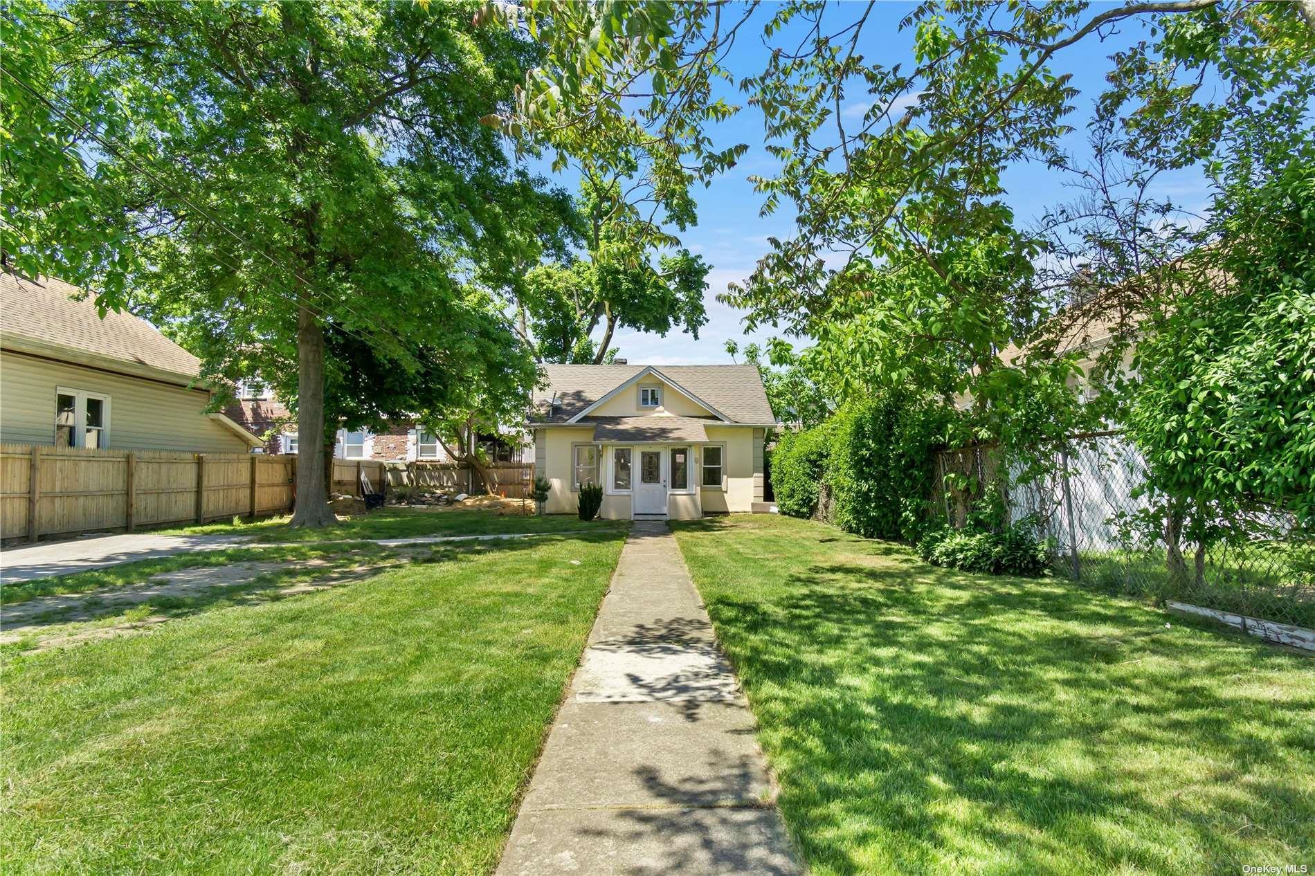 Single Family Dehnhoff  Nassau County, NY 11520, MLS-850211-5