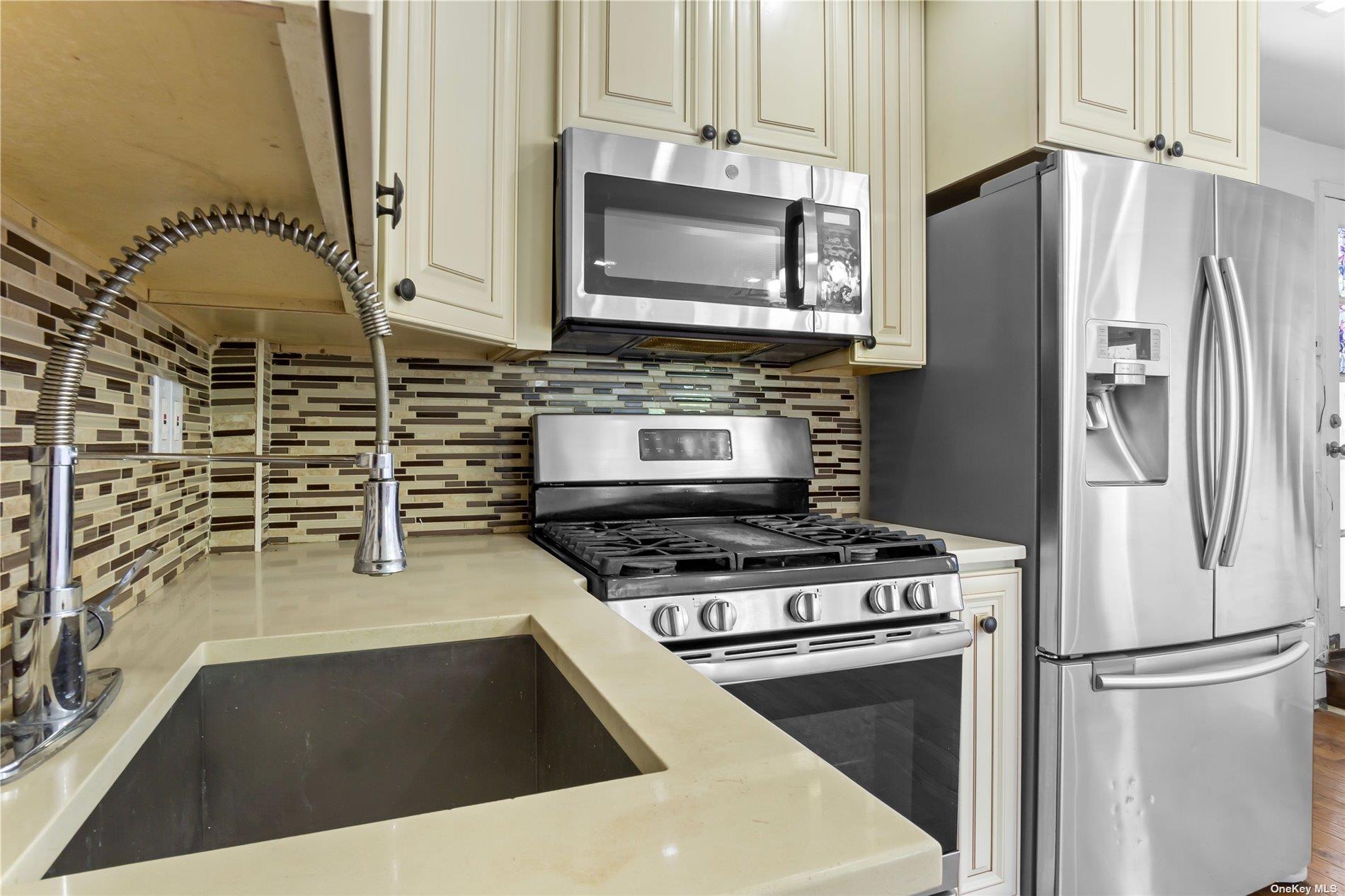Single Family Dehnhoff  Nassau County, NY 11520, MLS-850211-6