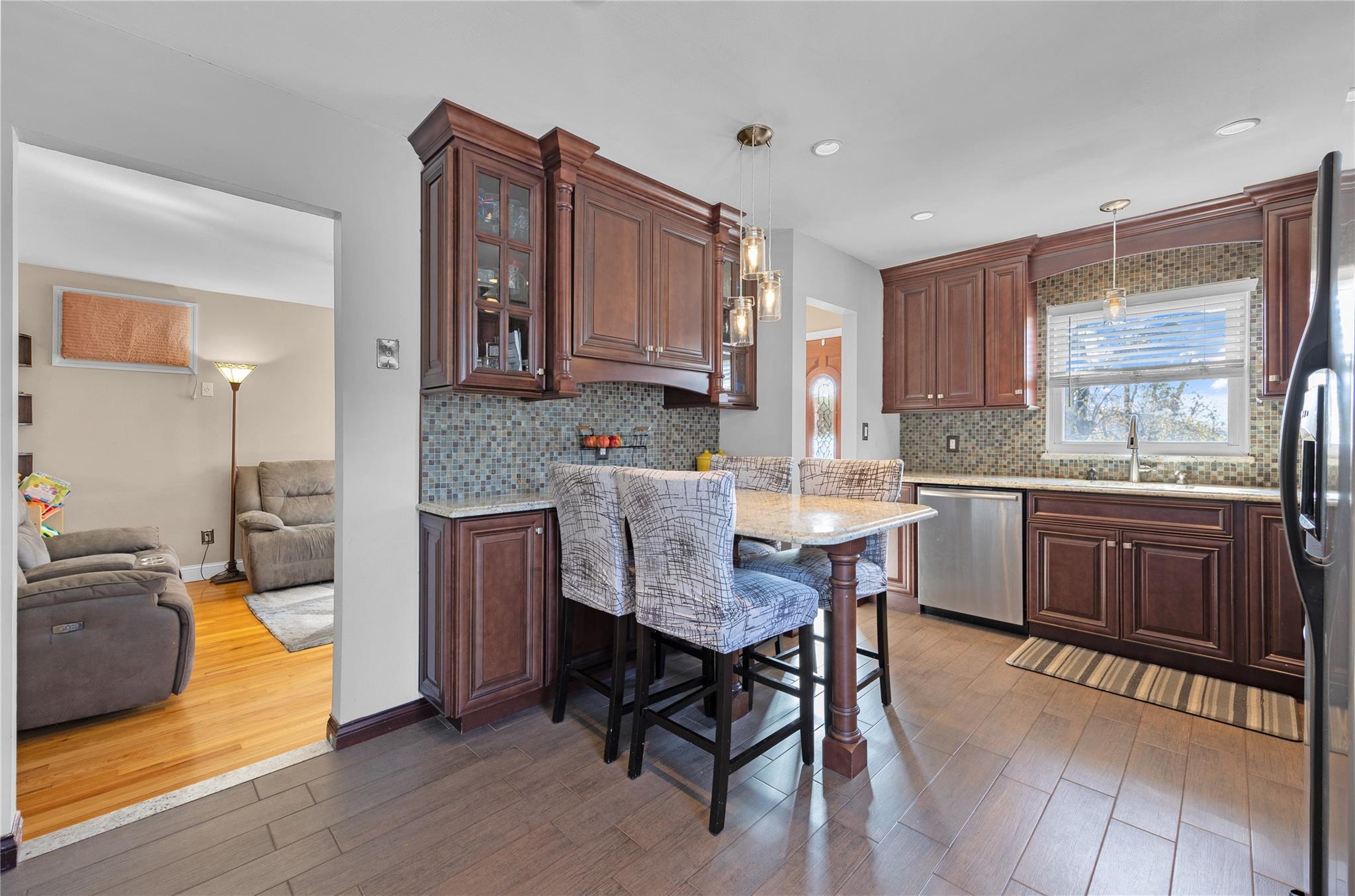 Single Family Railroad  Staten Island, NY 10306, MLS-850227-4