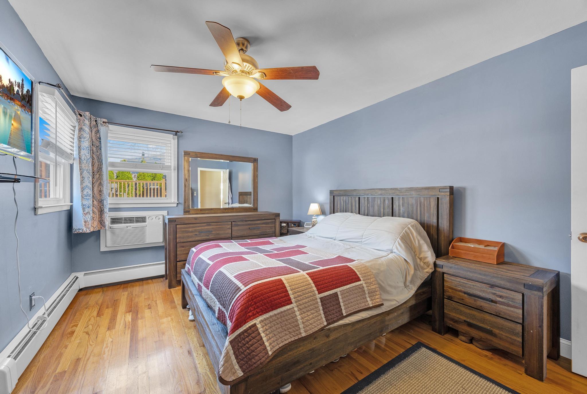 Single Family Railroad  Staten Island, NY 10306, MLS-850227-7