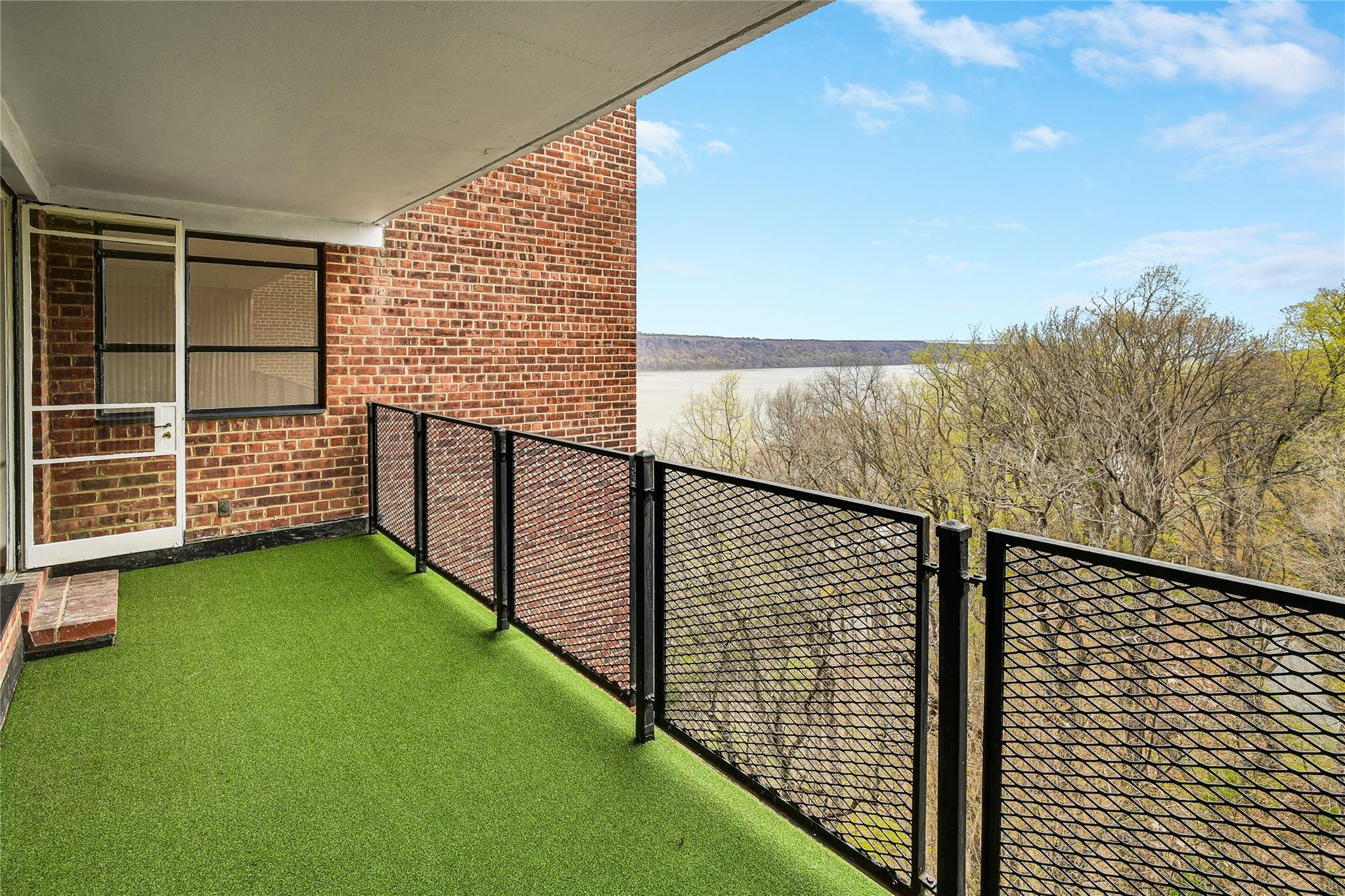 Coop Palisade  Bronx, NY 10463, MLS-850256-14