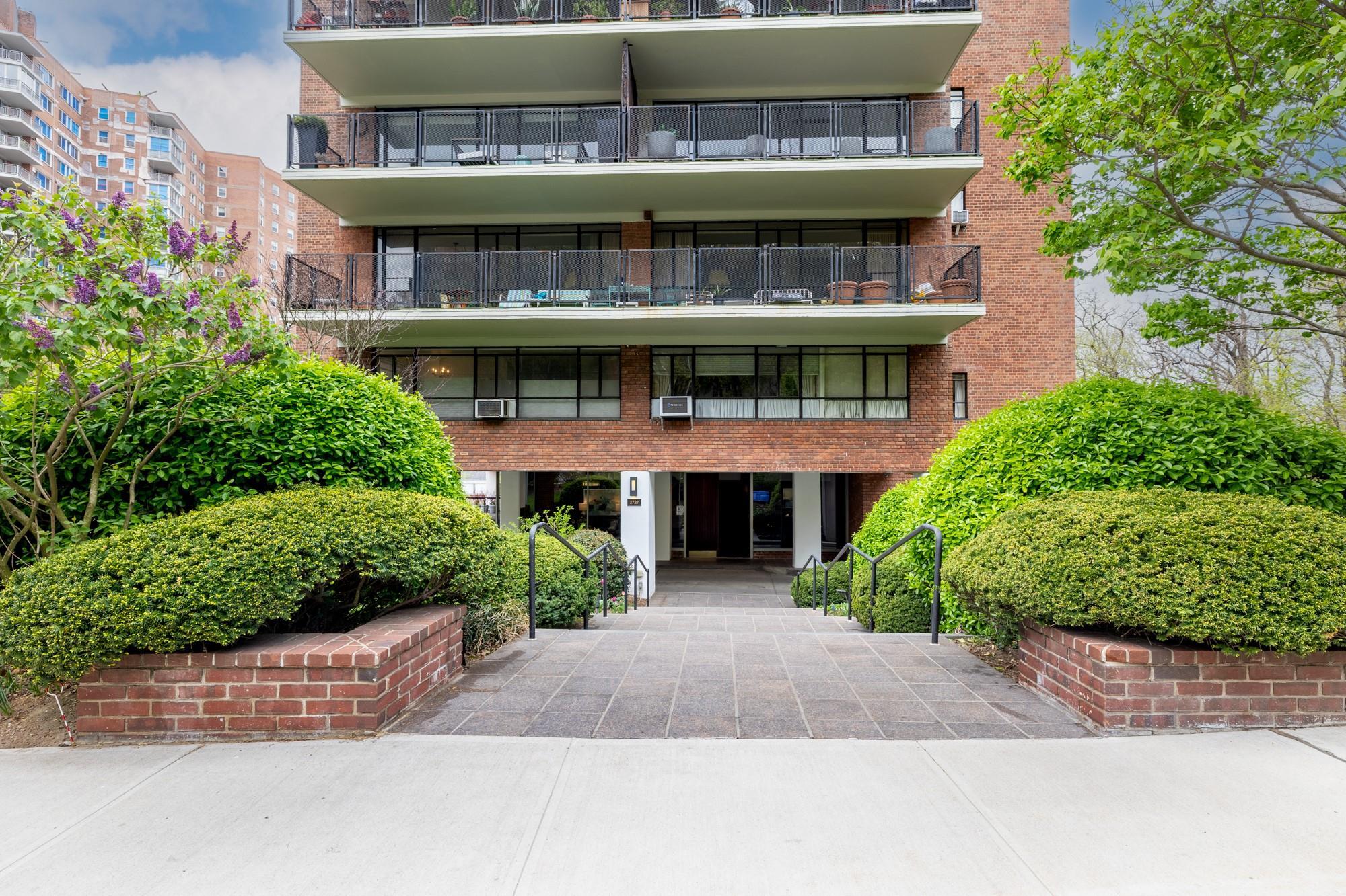 Coop Palisade  Bronx, NY 10463, MLS-850256-20