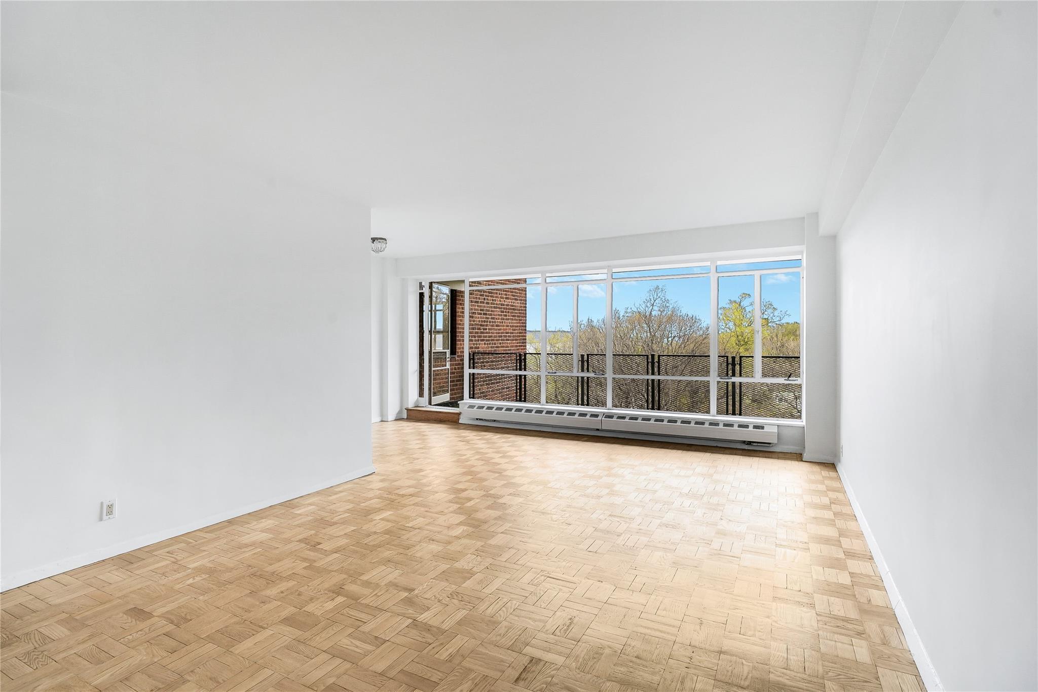 Coop Palisade  Bronx, NY 10463, MLS-850256-4